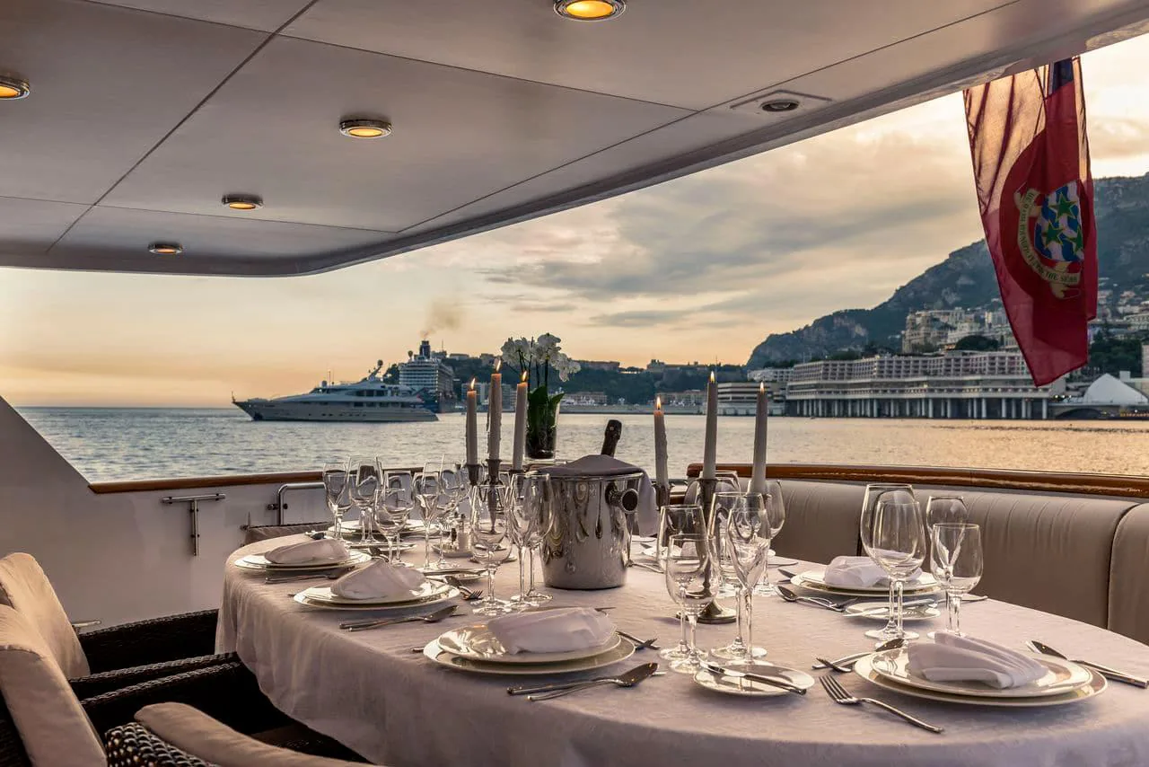 Jojo — photo 3 location yacht Monaco