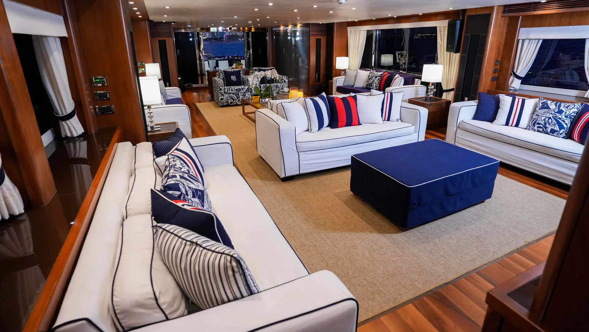 Lucien — photo 13 location yacht Monaco