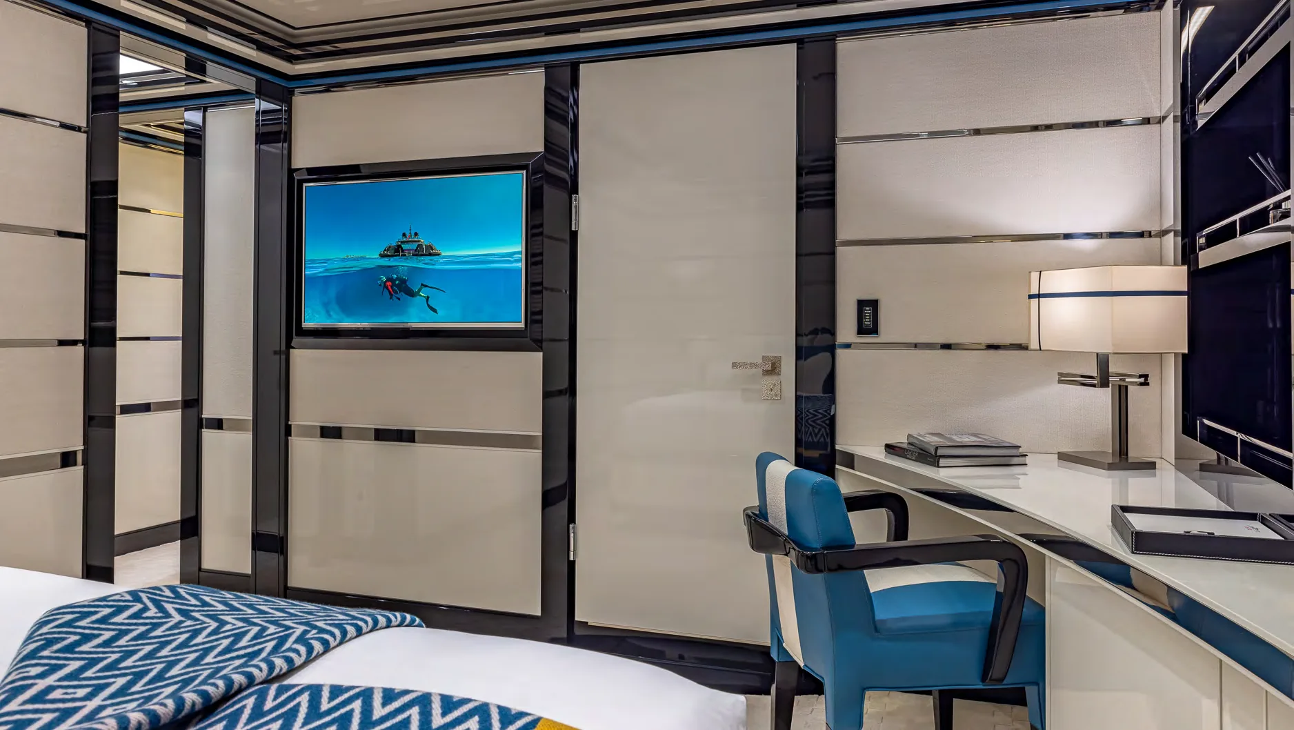 OKTO — photo 16 location yacht Monaco