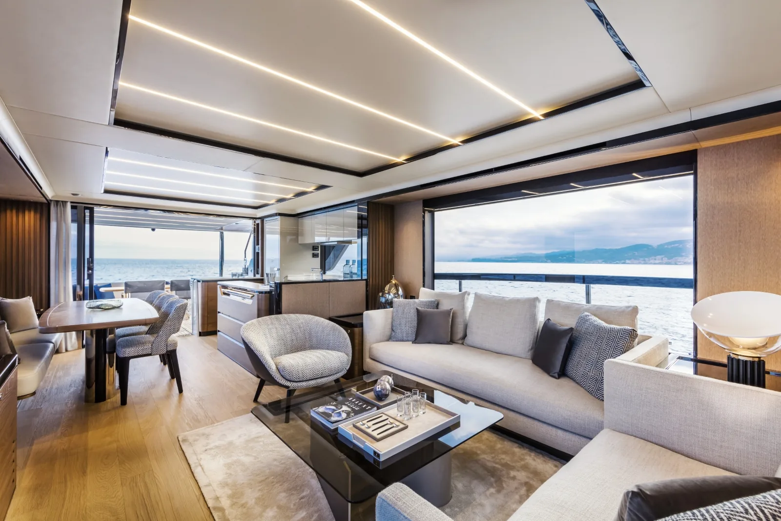 A4A - photo 23 location yacht Monaco