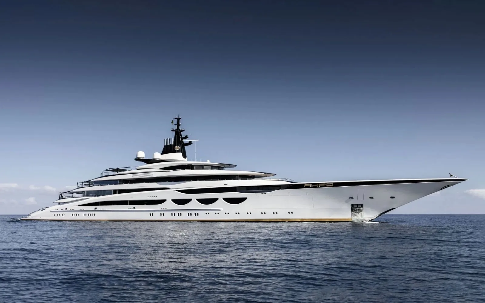 AHPO - photo 2 location yacht Monaco