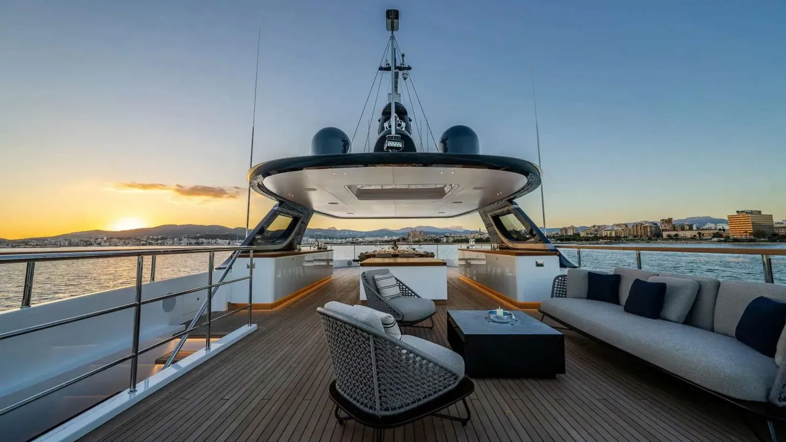 ALPHA WAVES - photo 14 location yacht Monaco