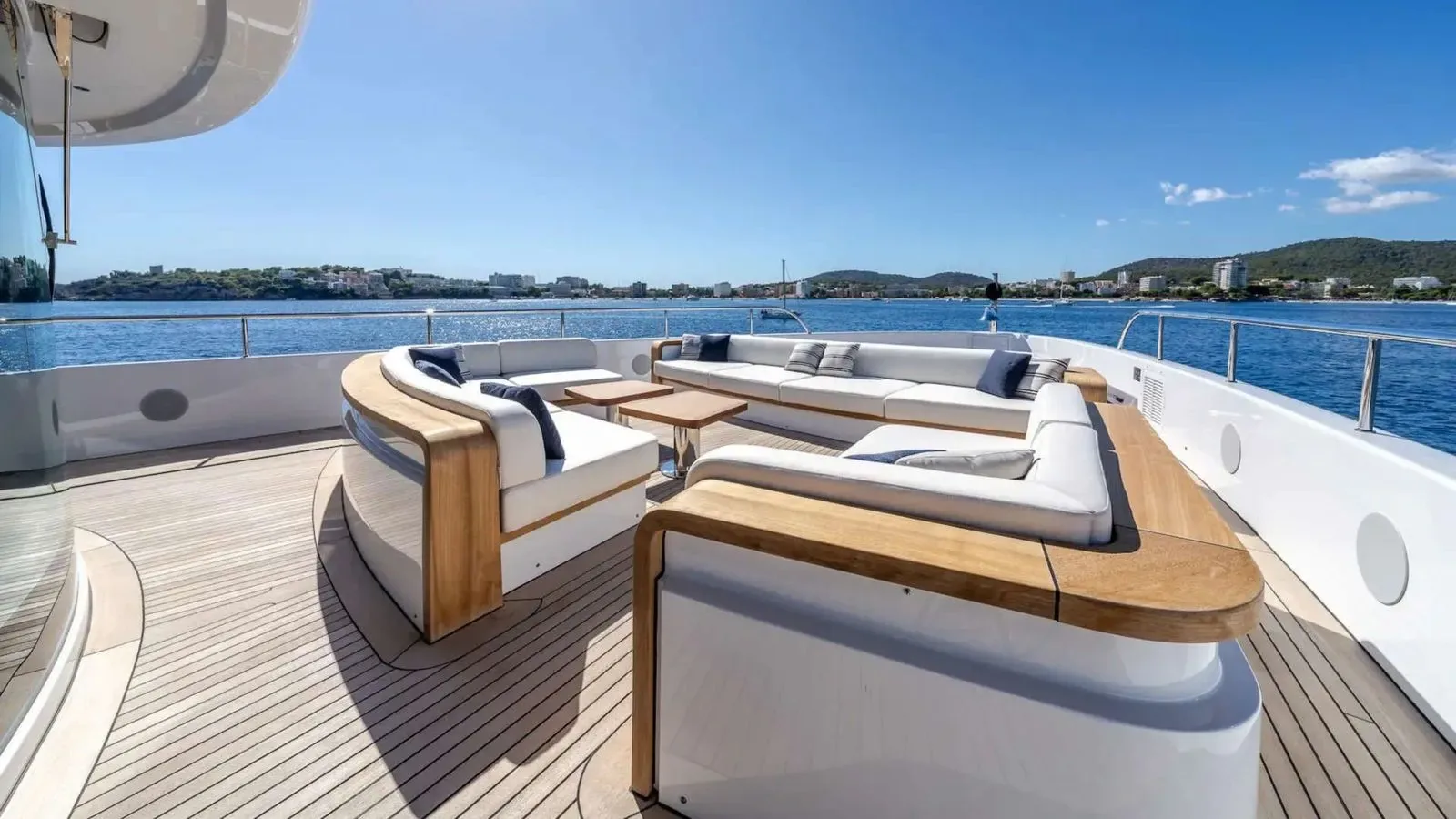 ALPHA WAVES - photo 22 location yacht Monaco