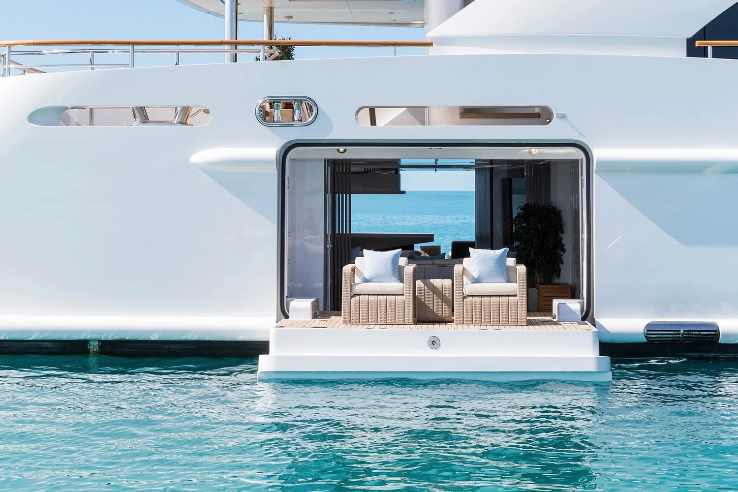ARTISAN - photo 5 location yacht Monaco