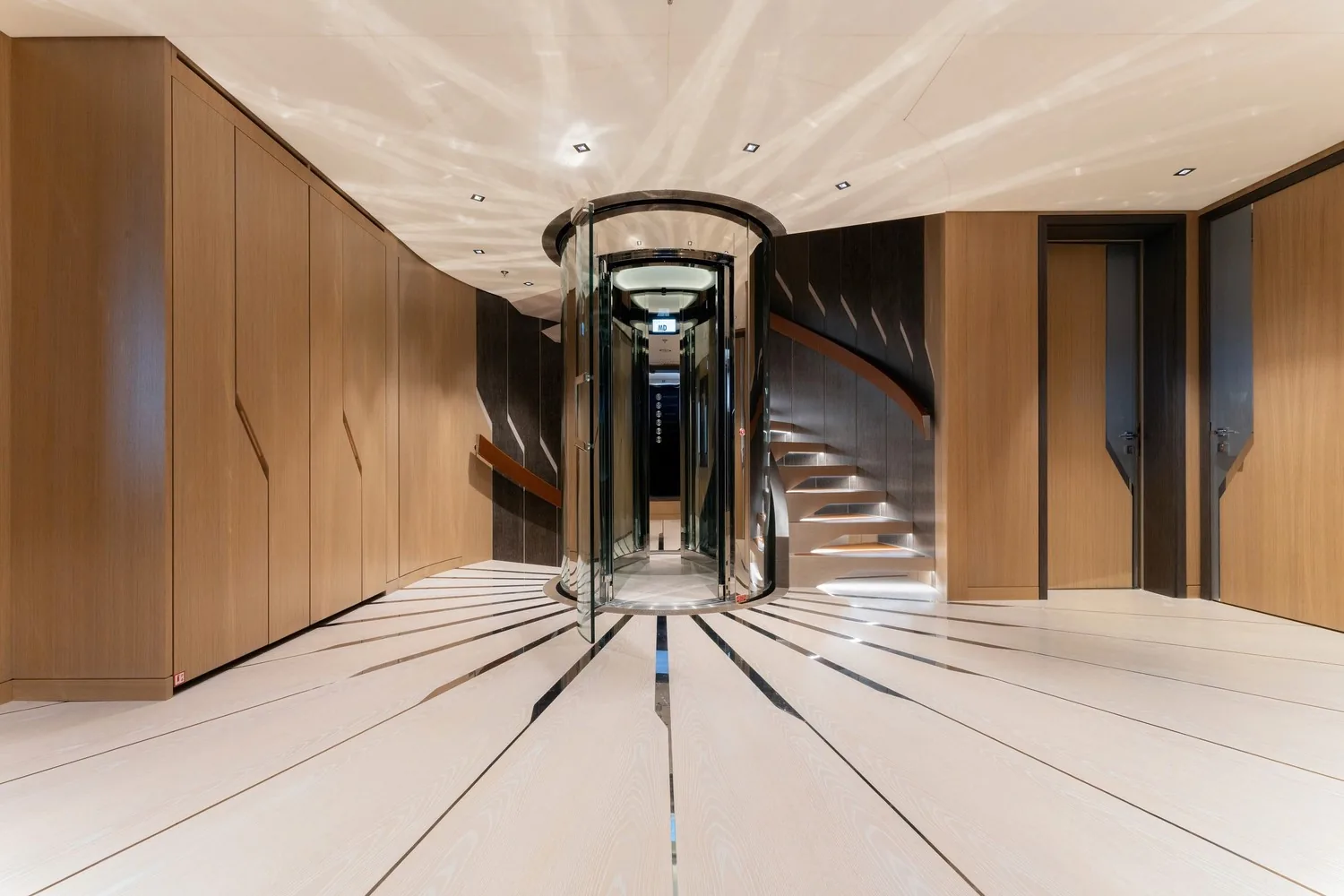 ARTISAN - photo 27 location yacht Monaco