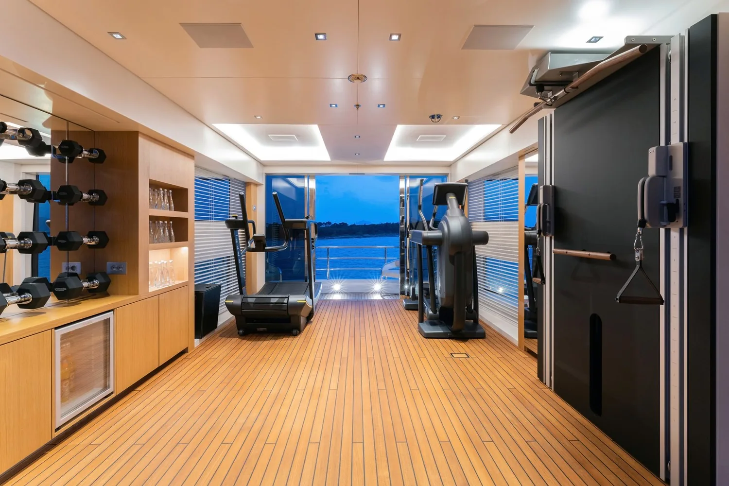 ARTISAN - photo 42 location yacht Monaco