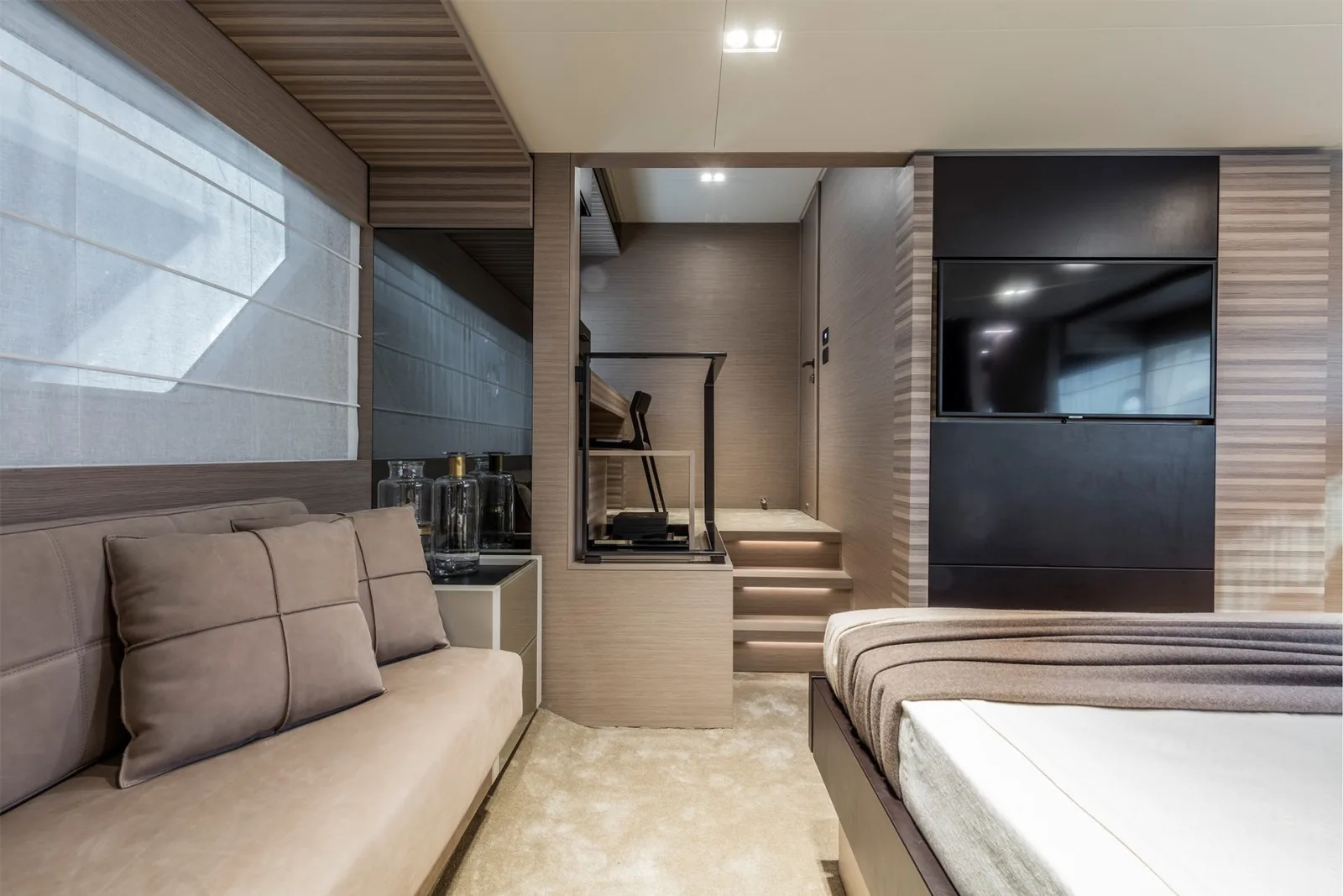 CARE ONE - photo 8 location yacht Monaco