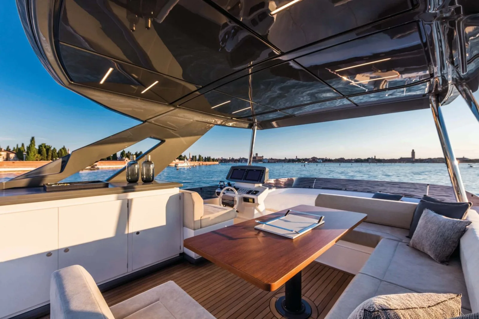 CARE ONE - photo 10 location yacht Monaco