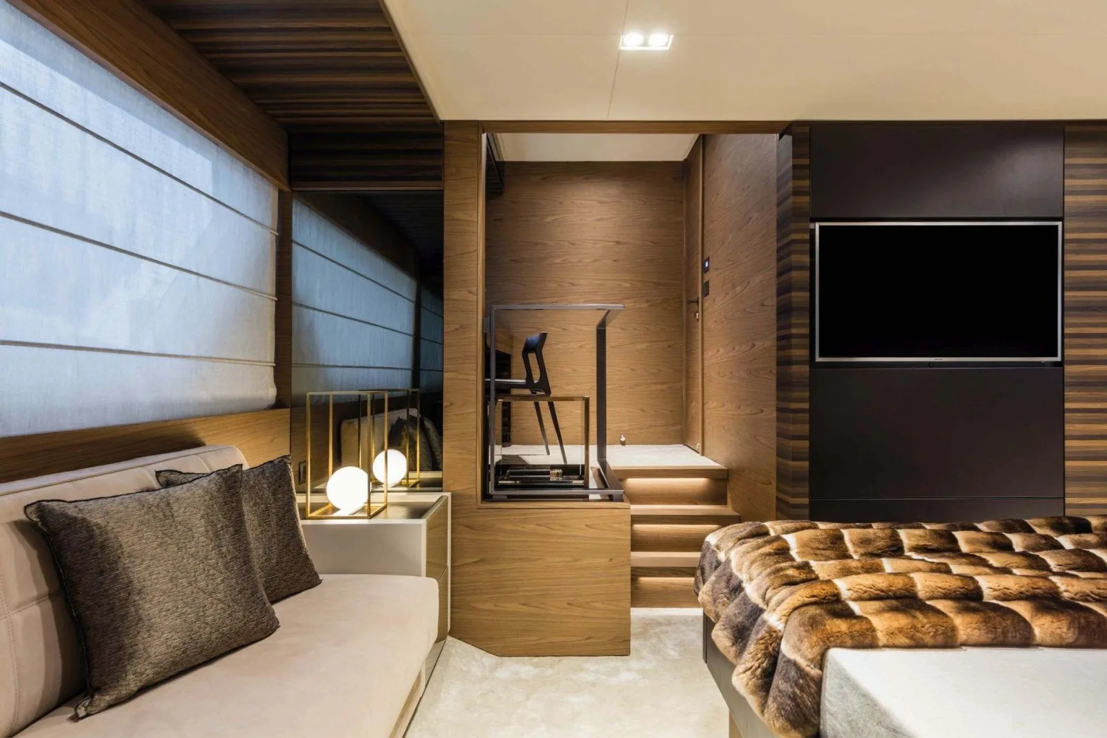 CARE ONE - photo 13 location yacht Monaco