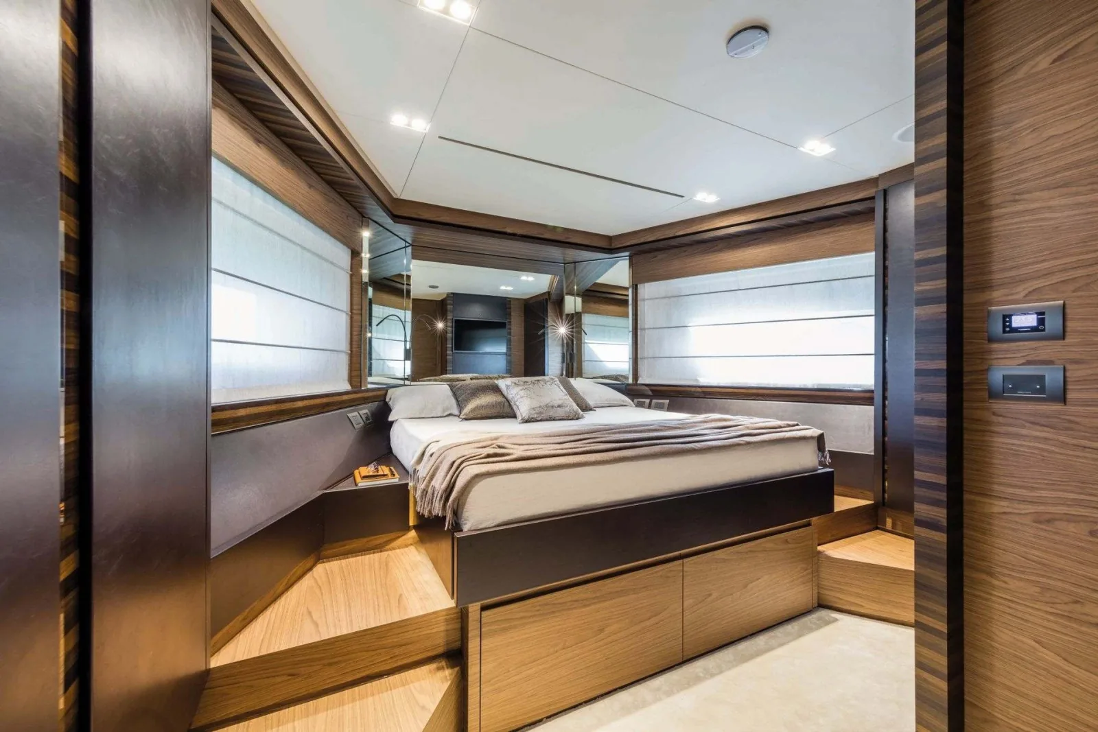 CARE ONE - photo 17 location yacht Monaco