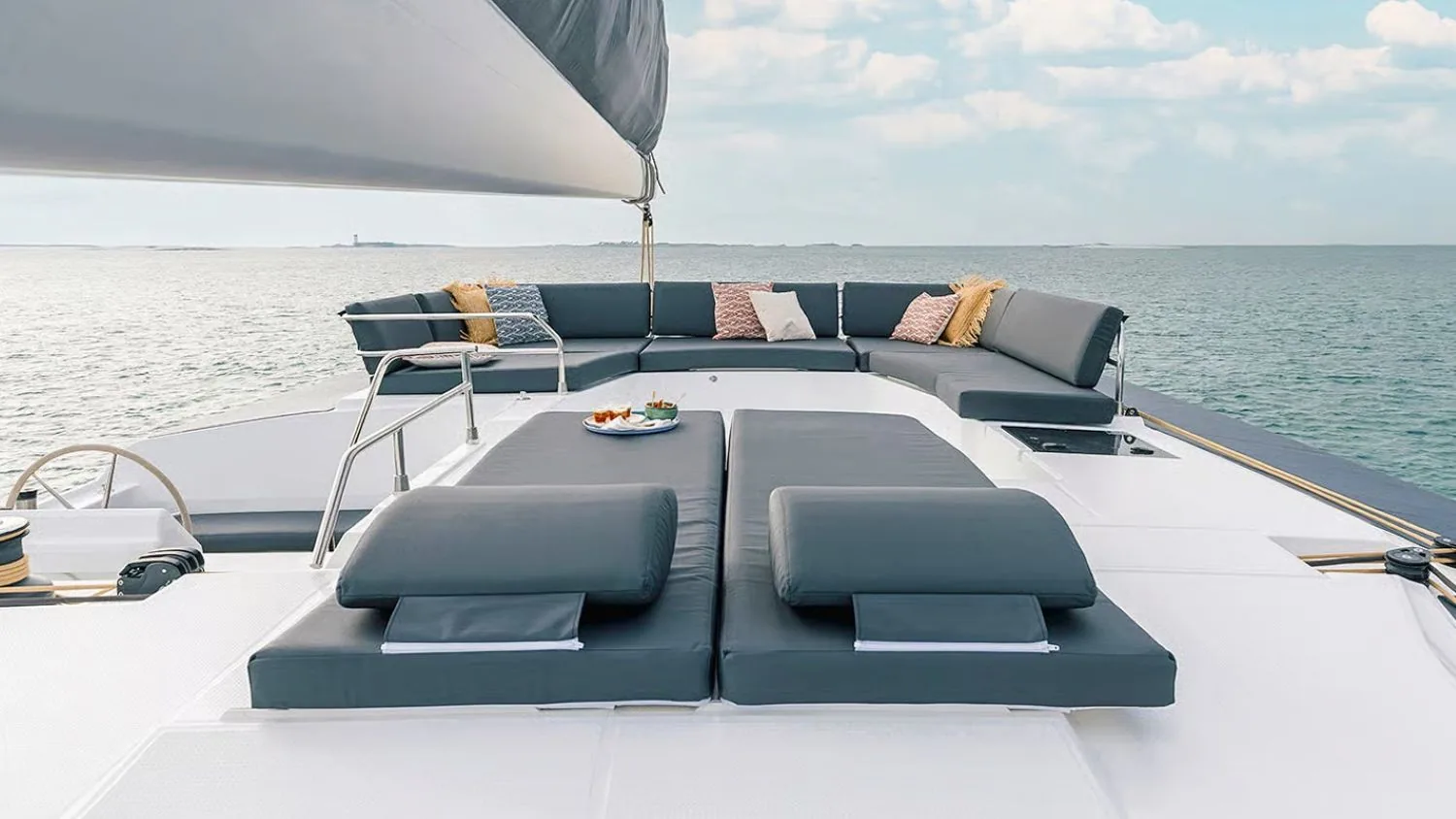 CATAMARAN AURA 51 - photo 6 location yacht Monaco