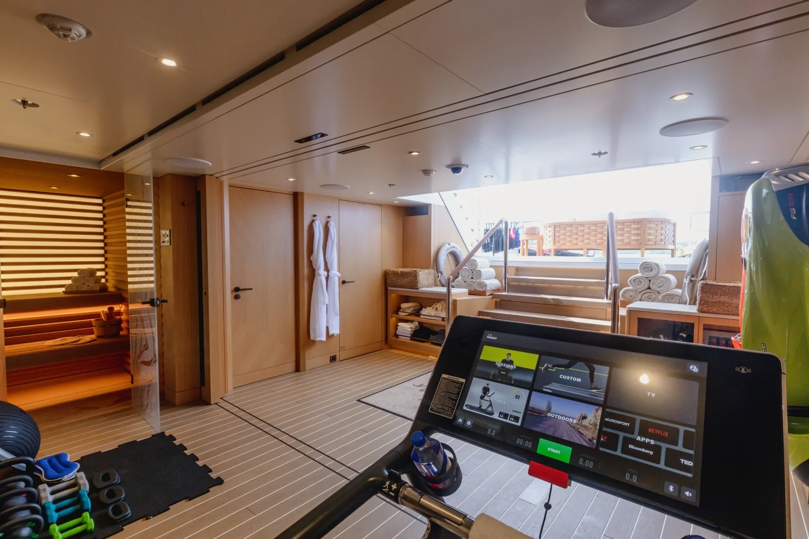 COME TOGETHER - photo 25 location yacht Monaco