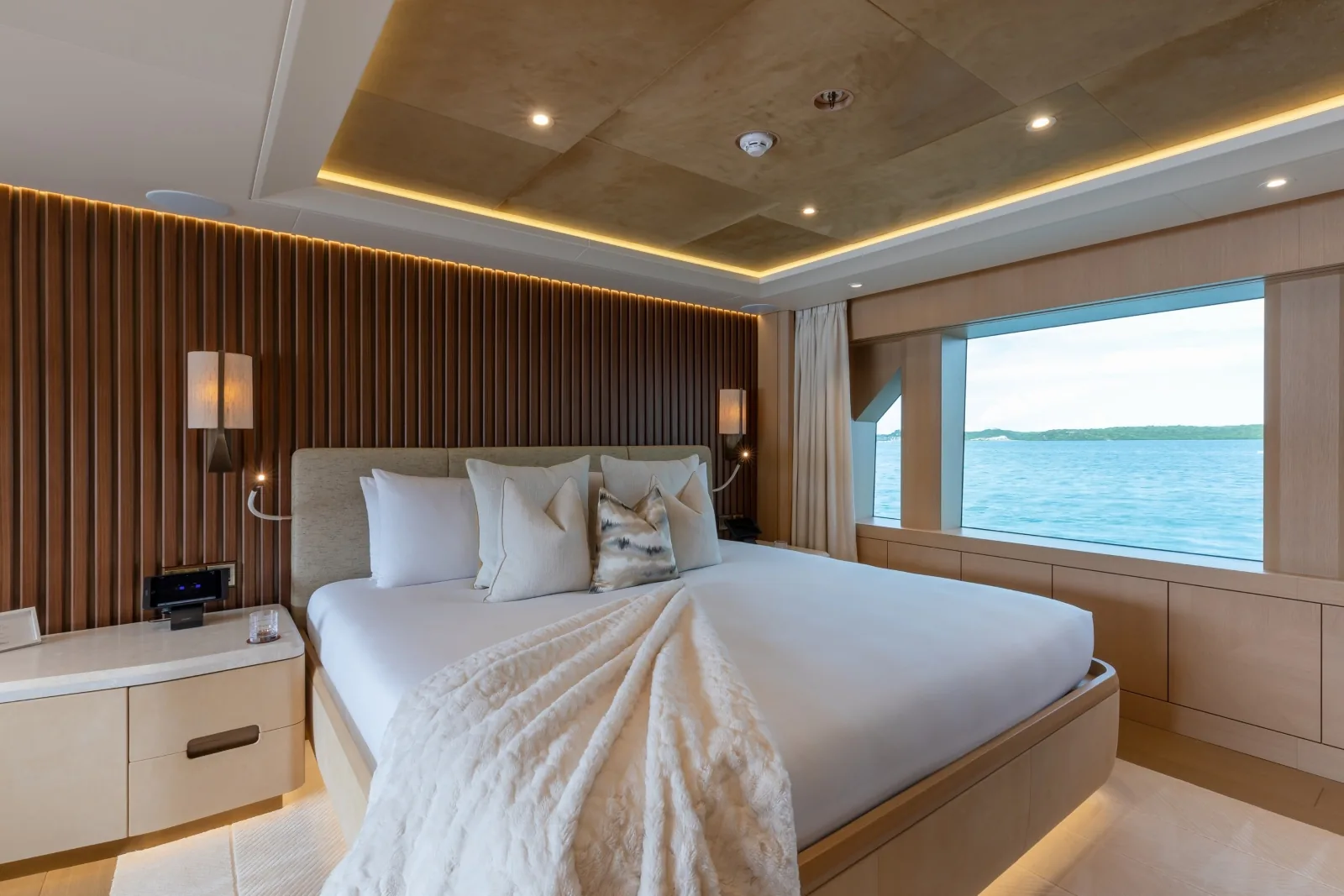 COME TOGETHER - photo 26 location yacht Monaco