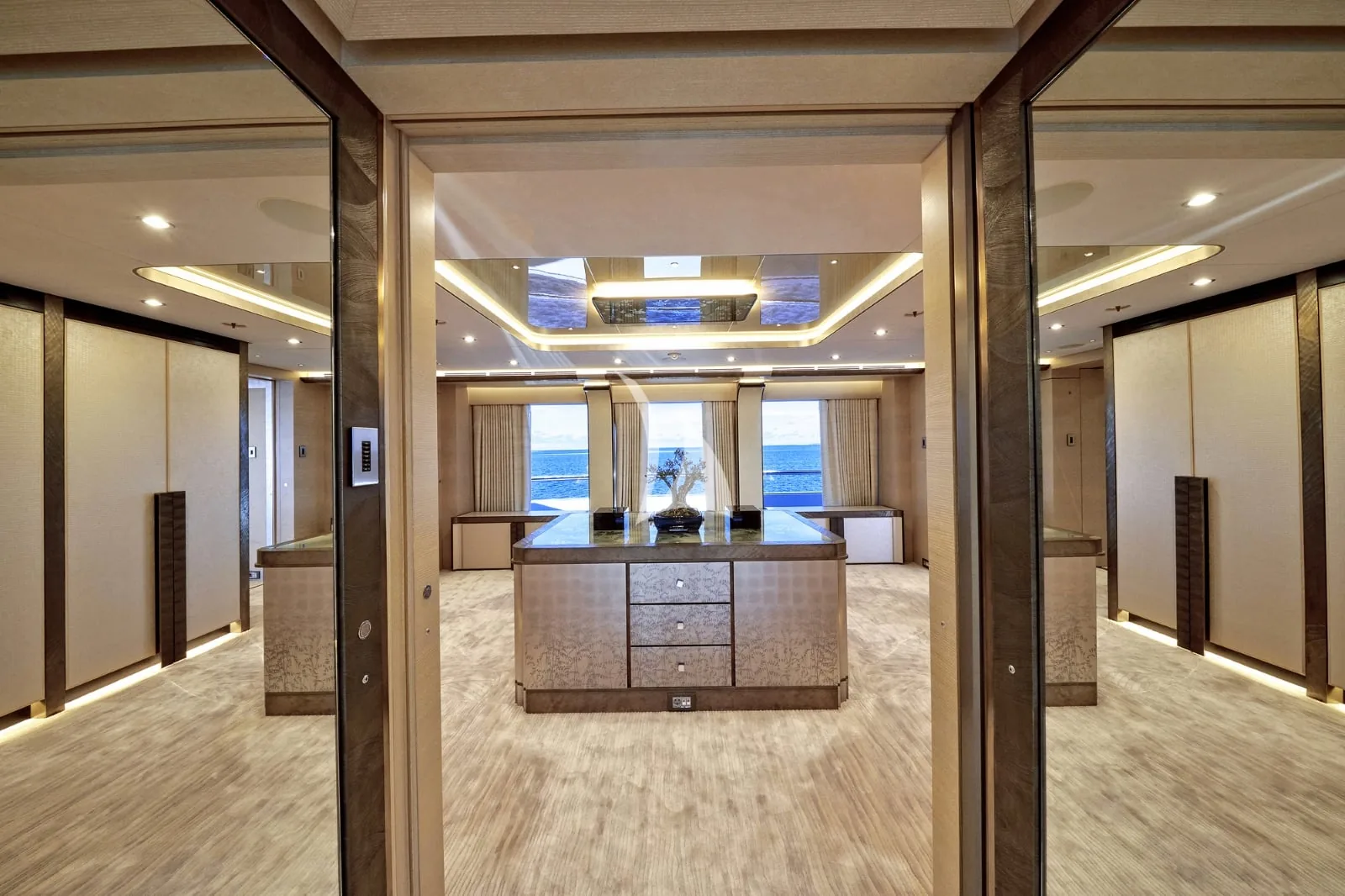 DAR - photo 34 location yacht Monaco