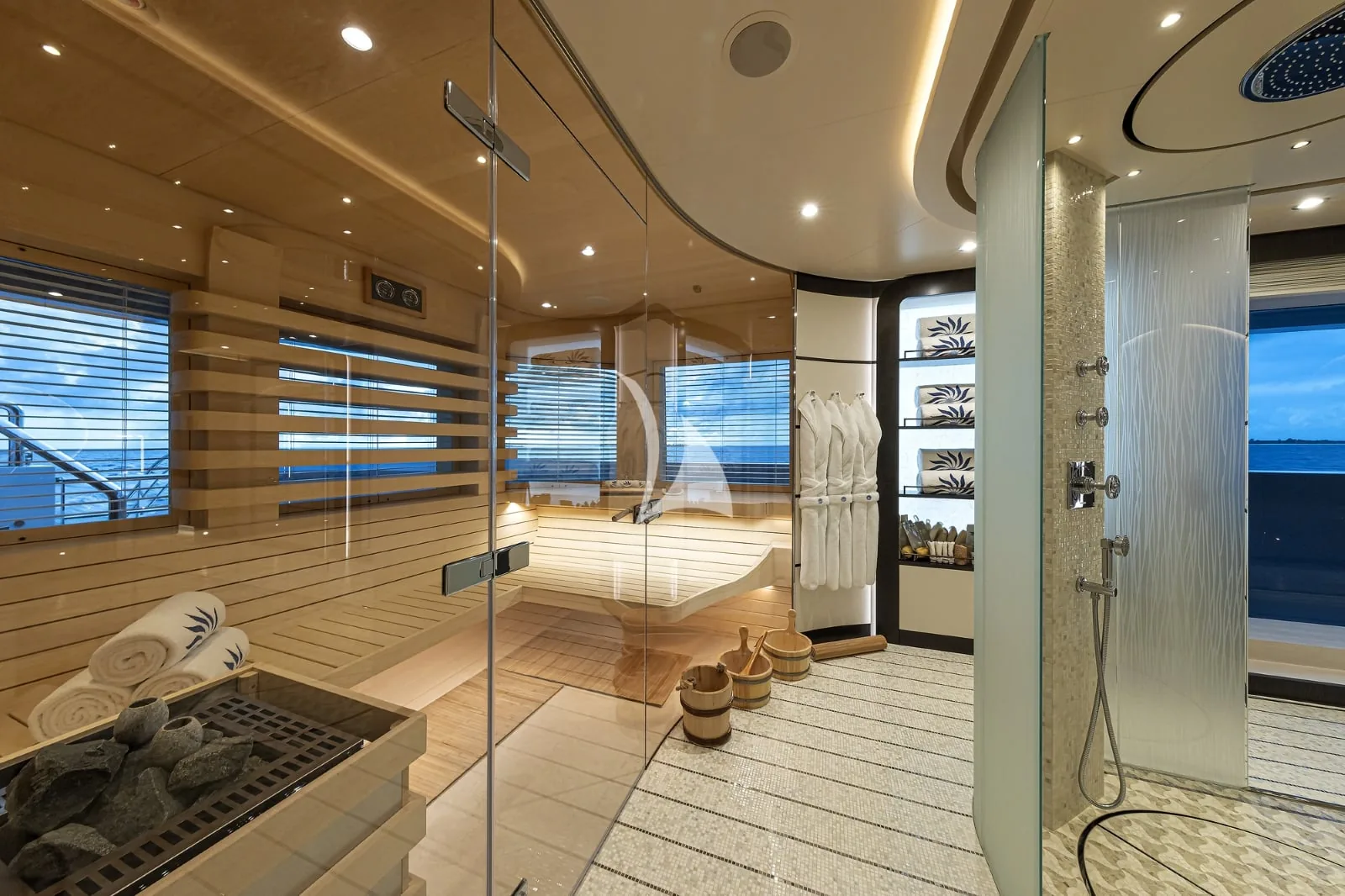 DAR - photo 50 location yacht Monaco