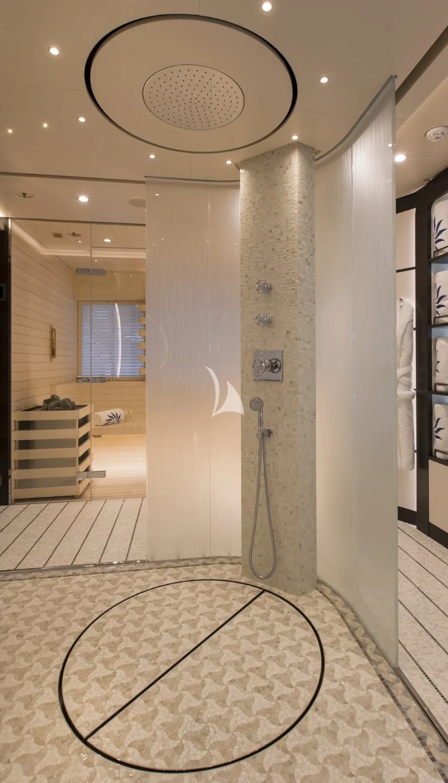 DAR - photo 52 location yacht Monaco