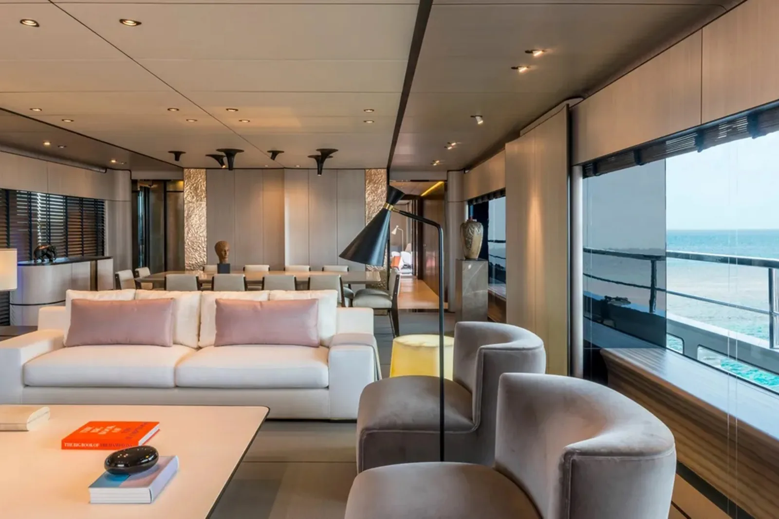 ENDEAVOUR 2 - photo 6 location yacht Monaco