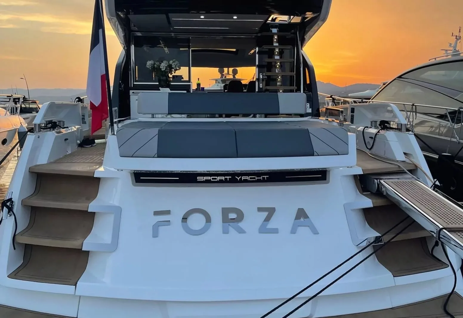 FORZA - photo 6 location yacht Monaco
