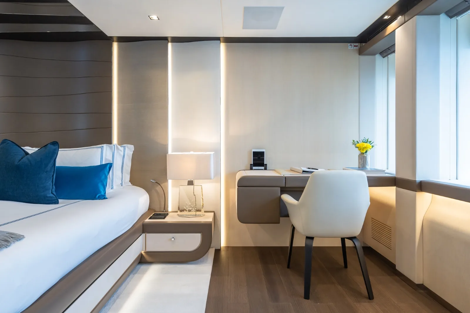 HALARA - photo 16 location yacht Monaco