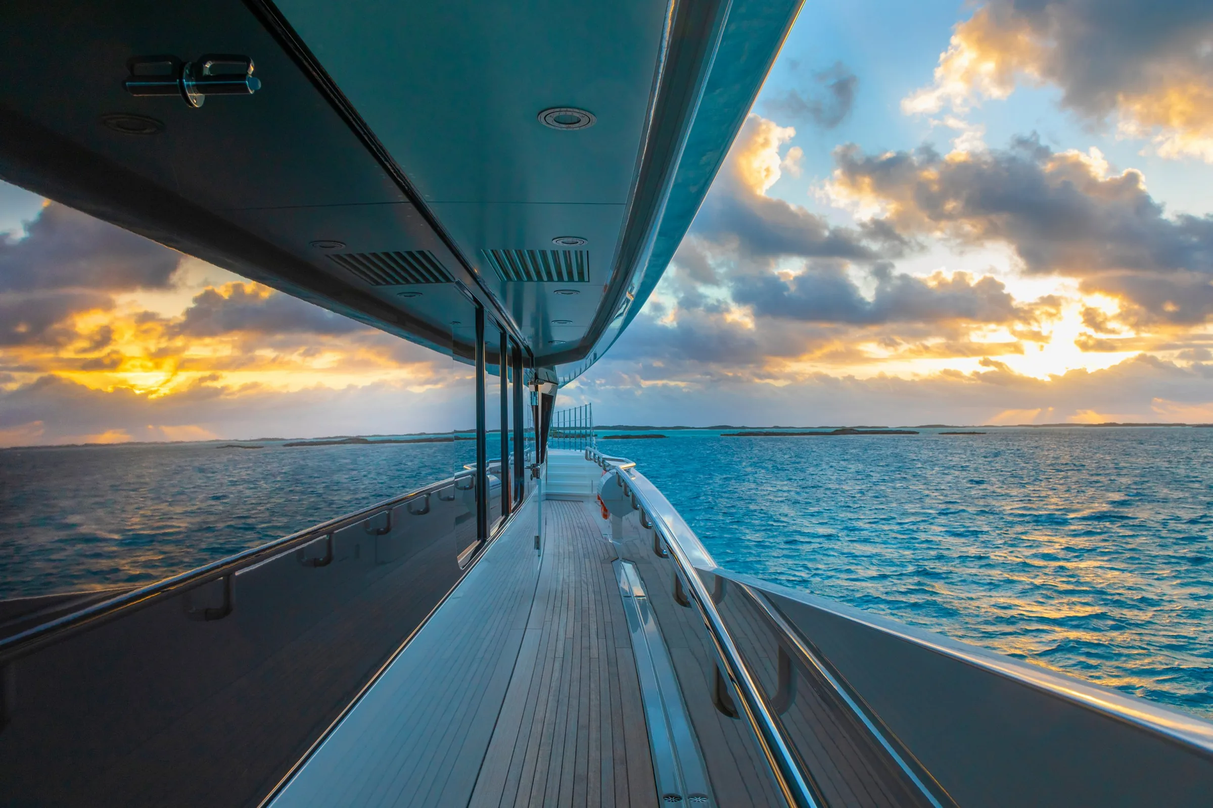 HALO - photo 20 location yacht Monaco