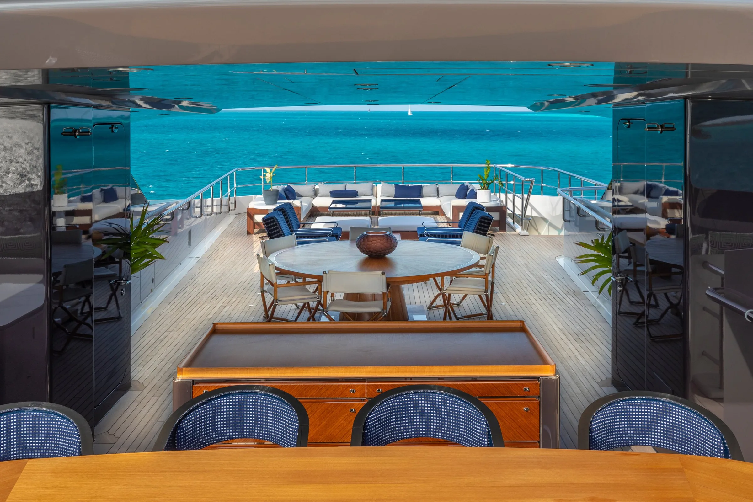HALO - photo 26 location yacht Monaco