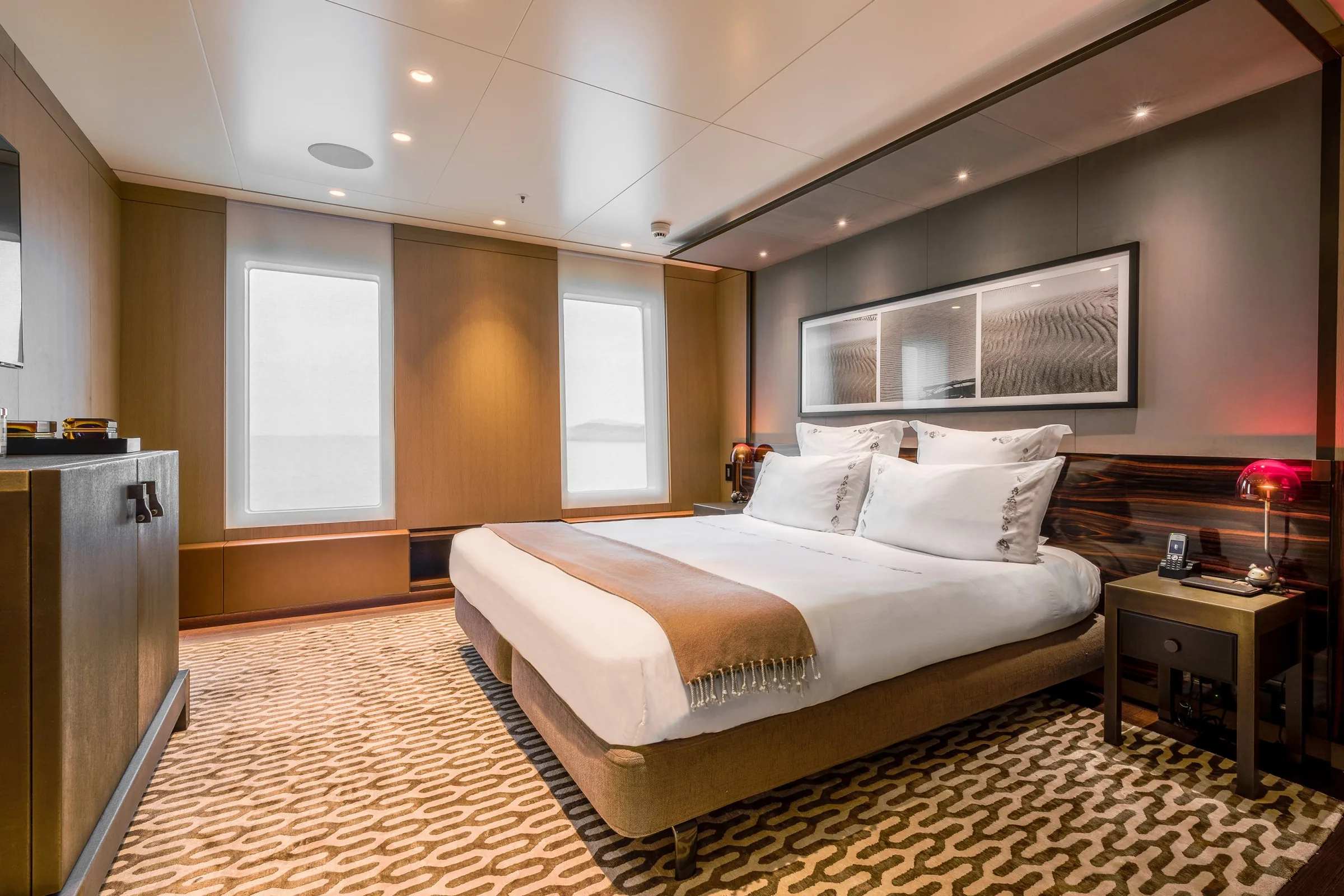 HALO - photo 33 location yacht Monaco