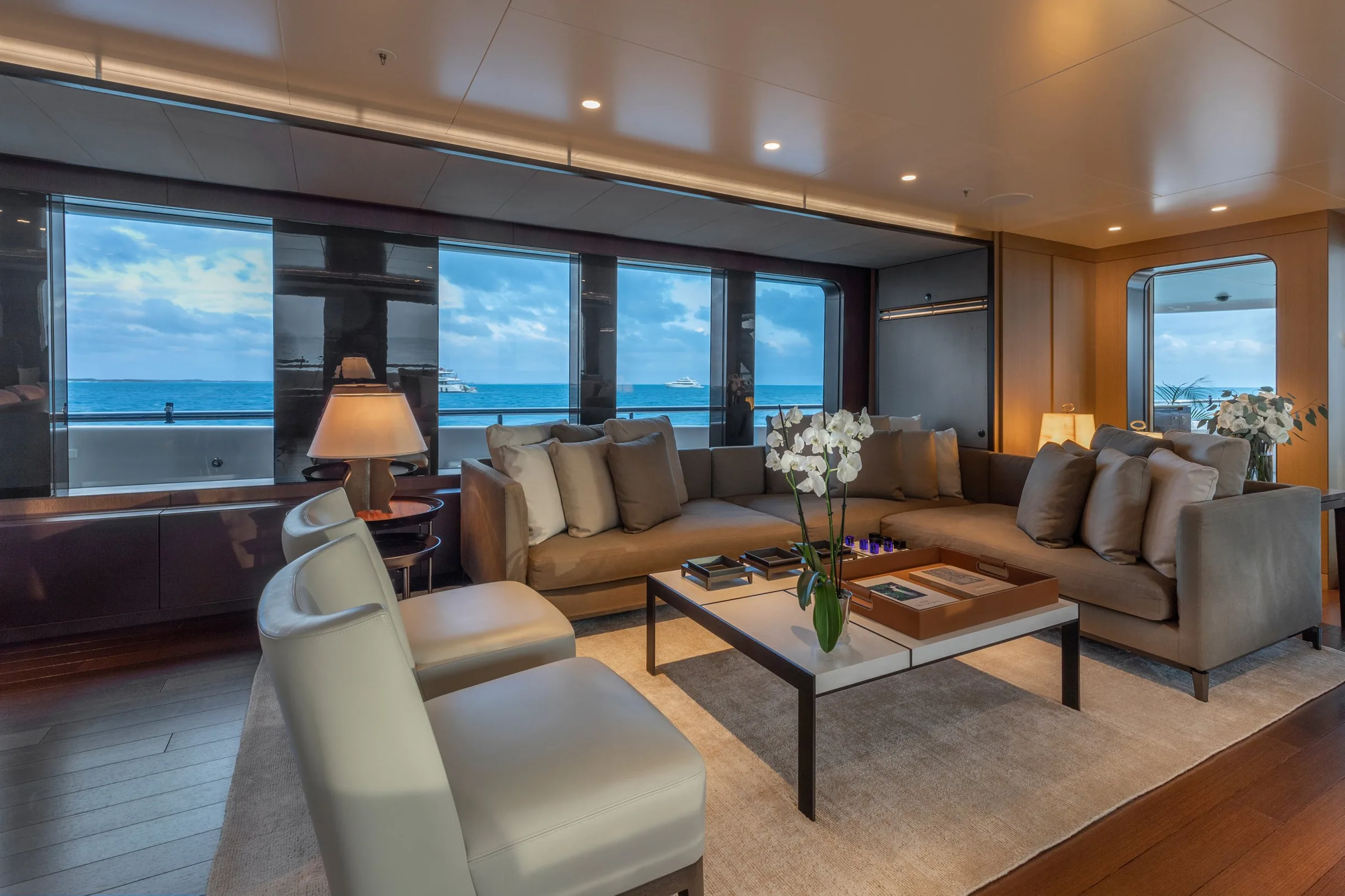 HALO - photo 39 location yacht Monaco