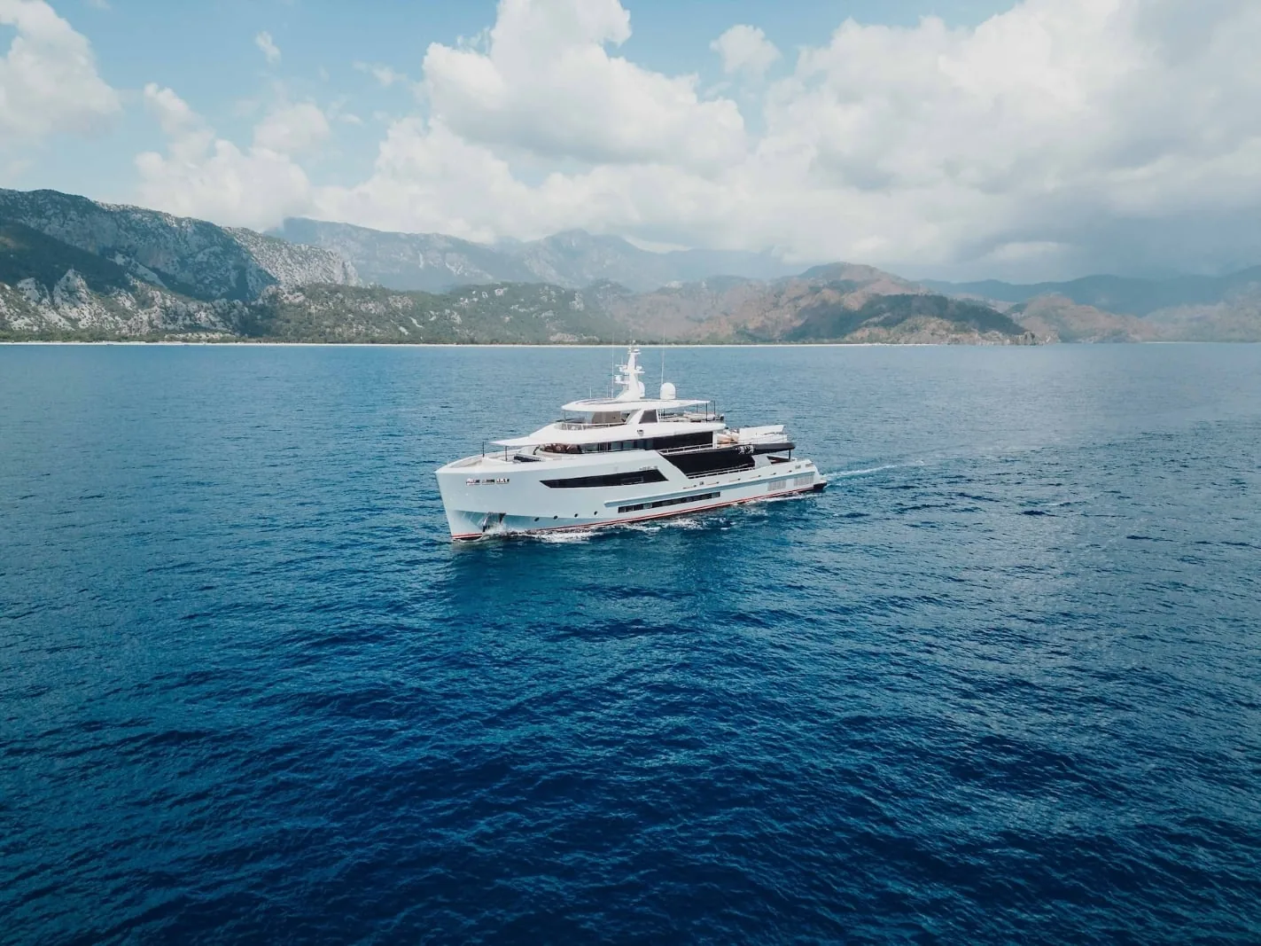 HEEUS - photo 2 location yacht Monaco