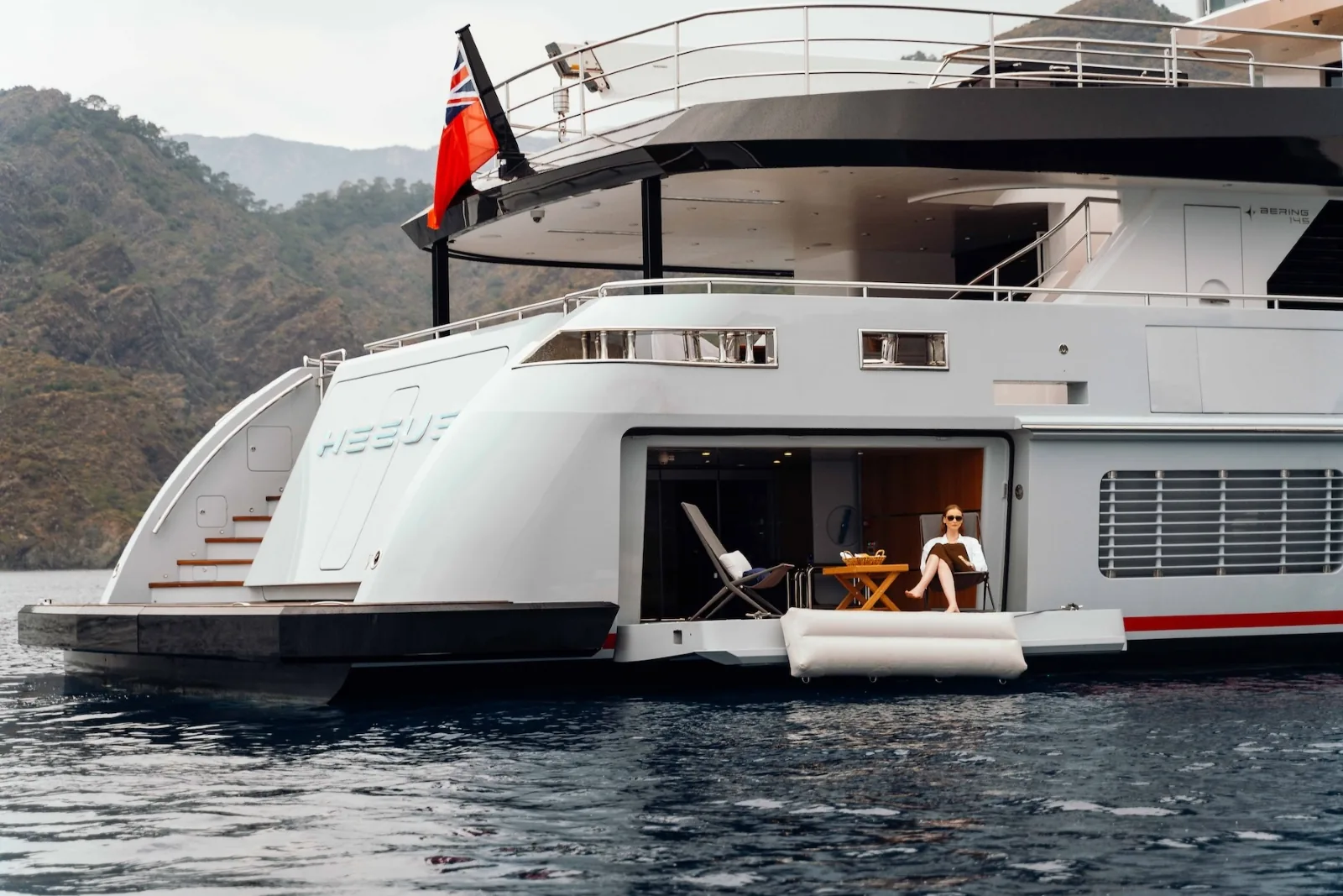 HEEUS - photo 14 location yacht Monaco