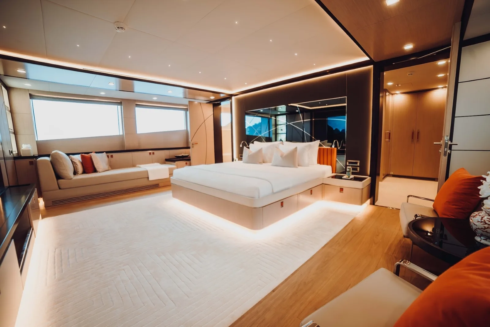 HEEUS - photo 31 location yacht Monaco