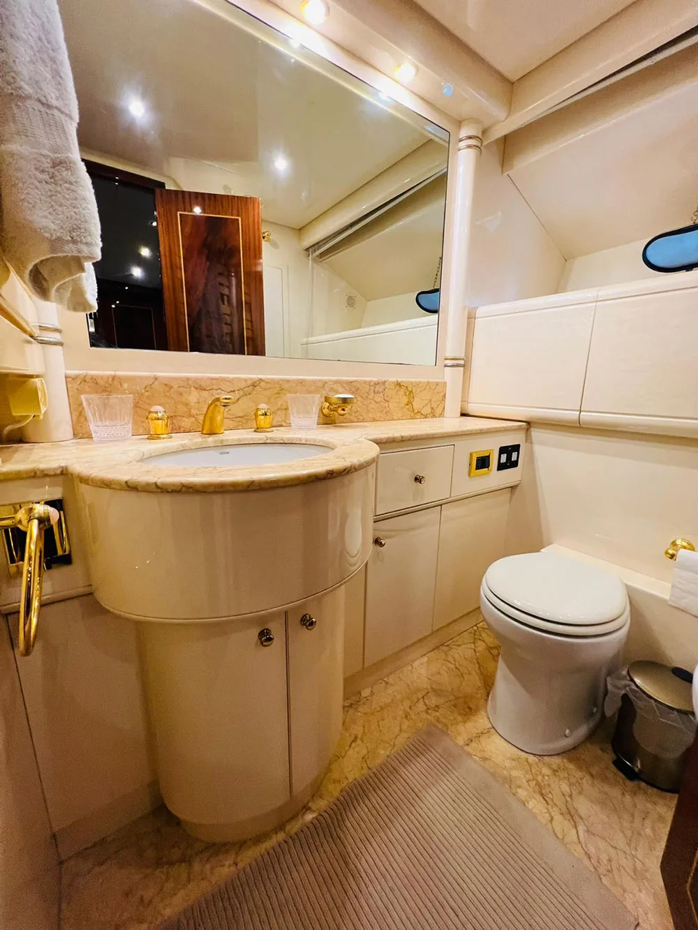 HELIOS - photo 21 location yacht Monaco