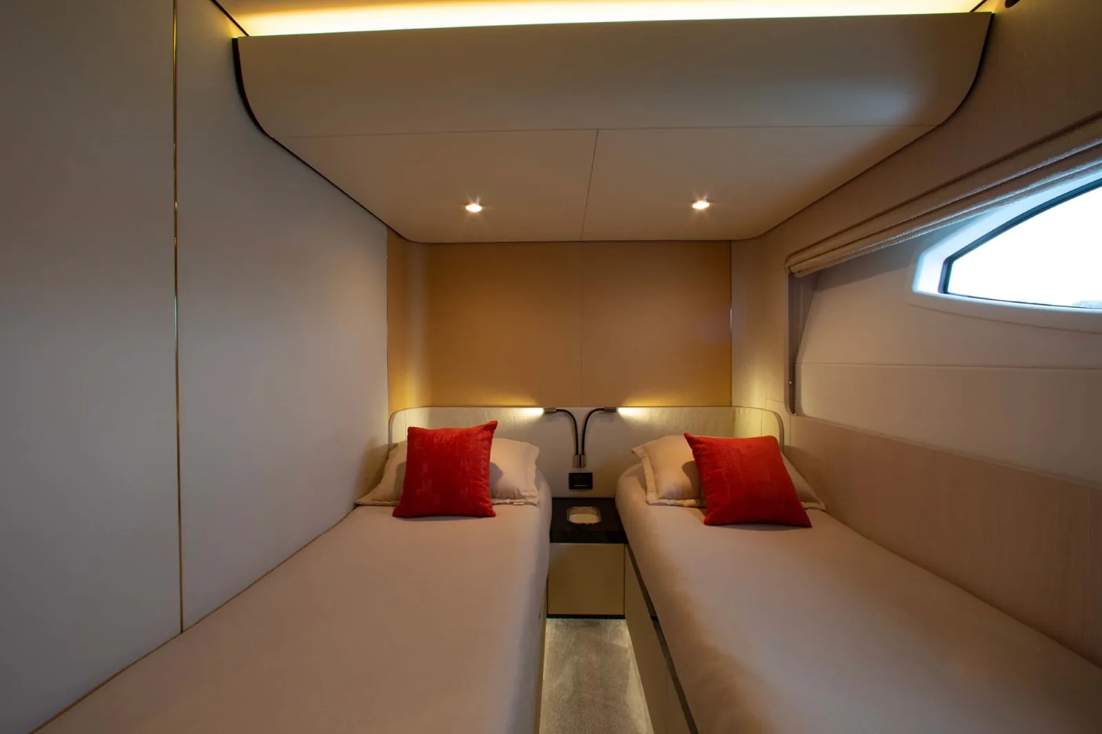 IMAGINE - photo 23 location yacht Monaco