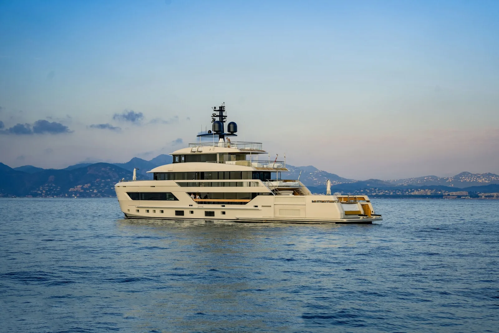 LA LA LAND - photo 8 location yacht Monaco