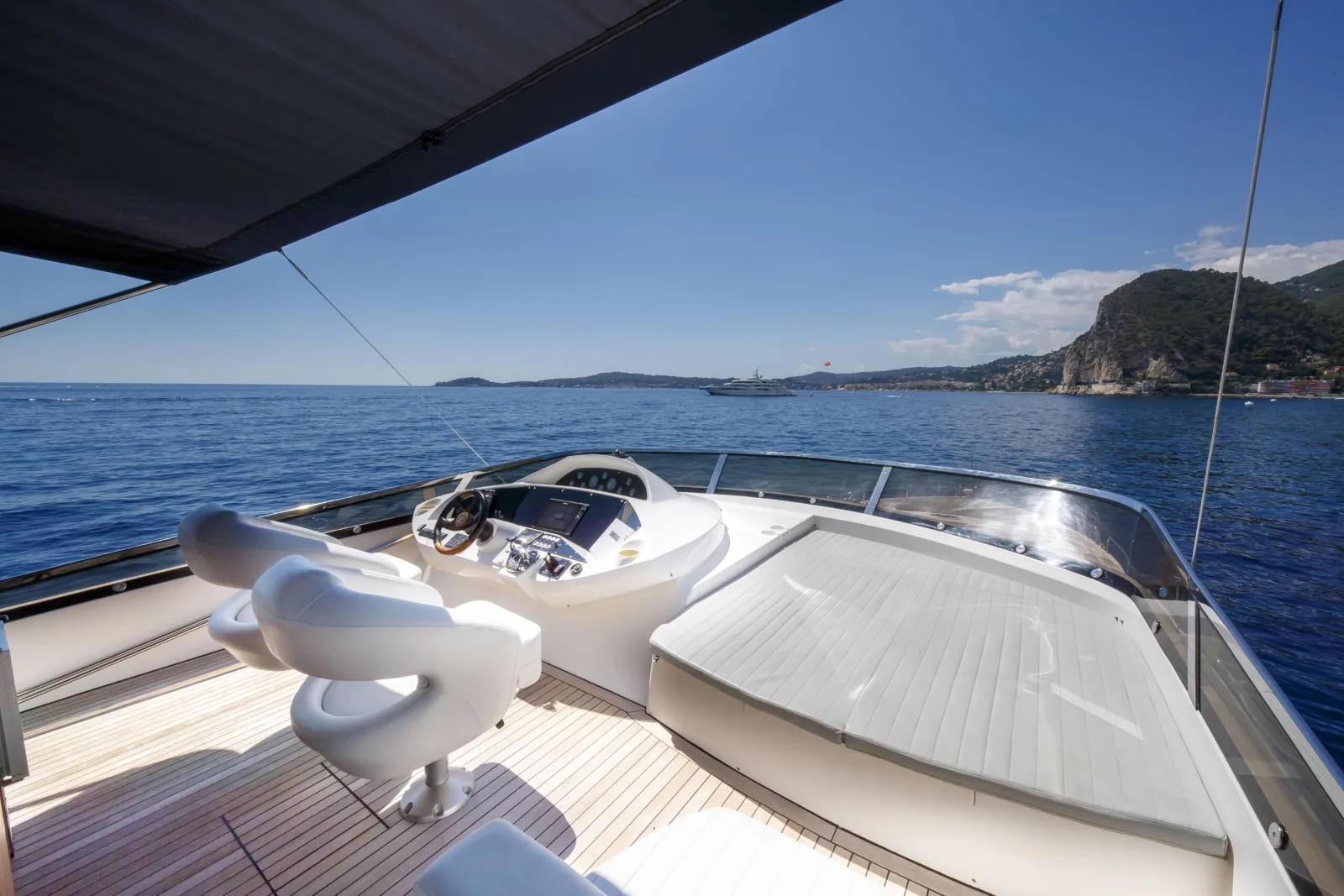 LADY YOUSRA - photo 6 location yacht Monaco