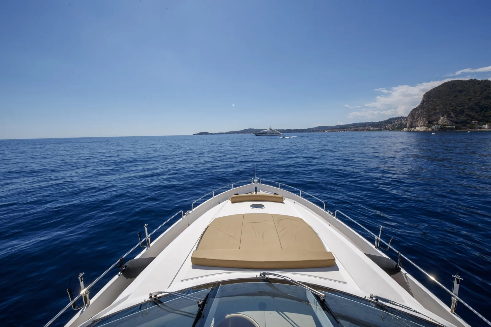 LADY YOUSRA - photo 9 location yacht Monaco