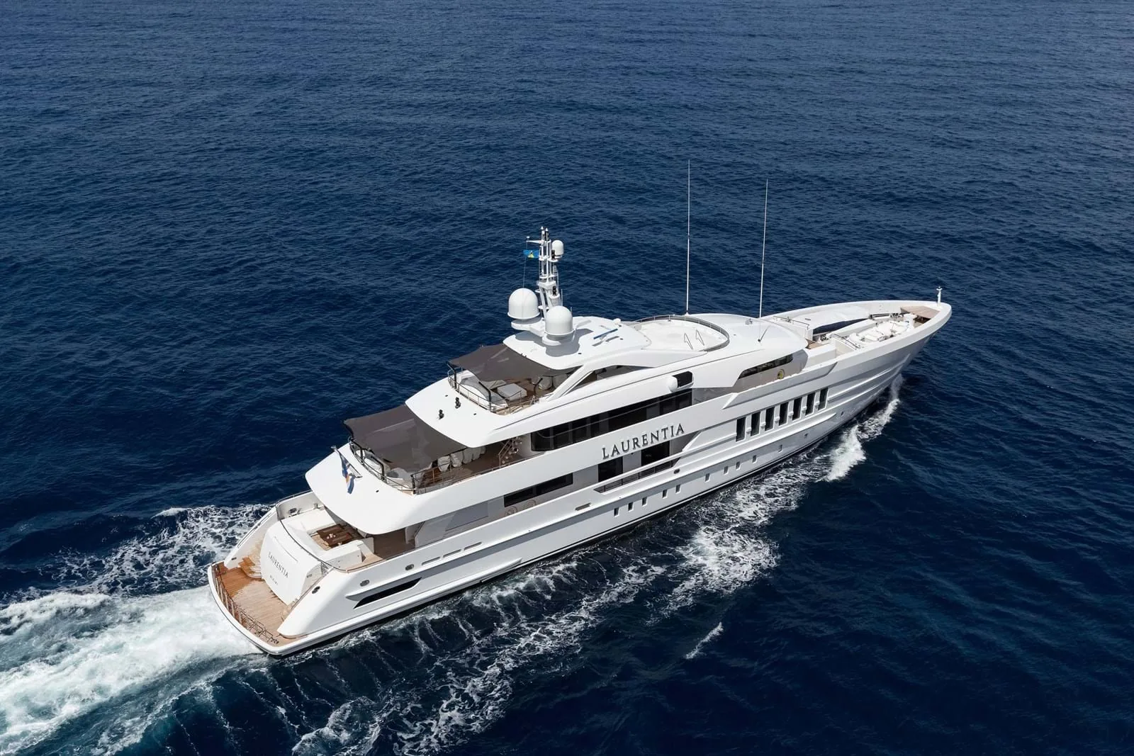LAURENTIA - photo 8 location yacht Monaco