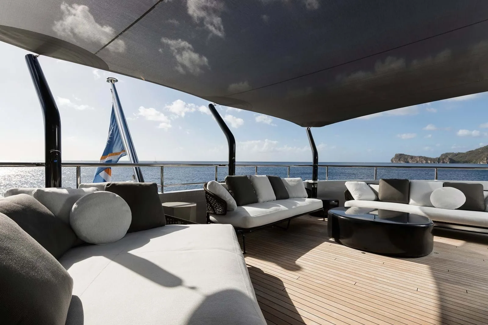 LAURENTIA - photo 16 location yacht Monaco