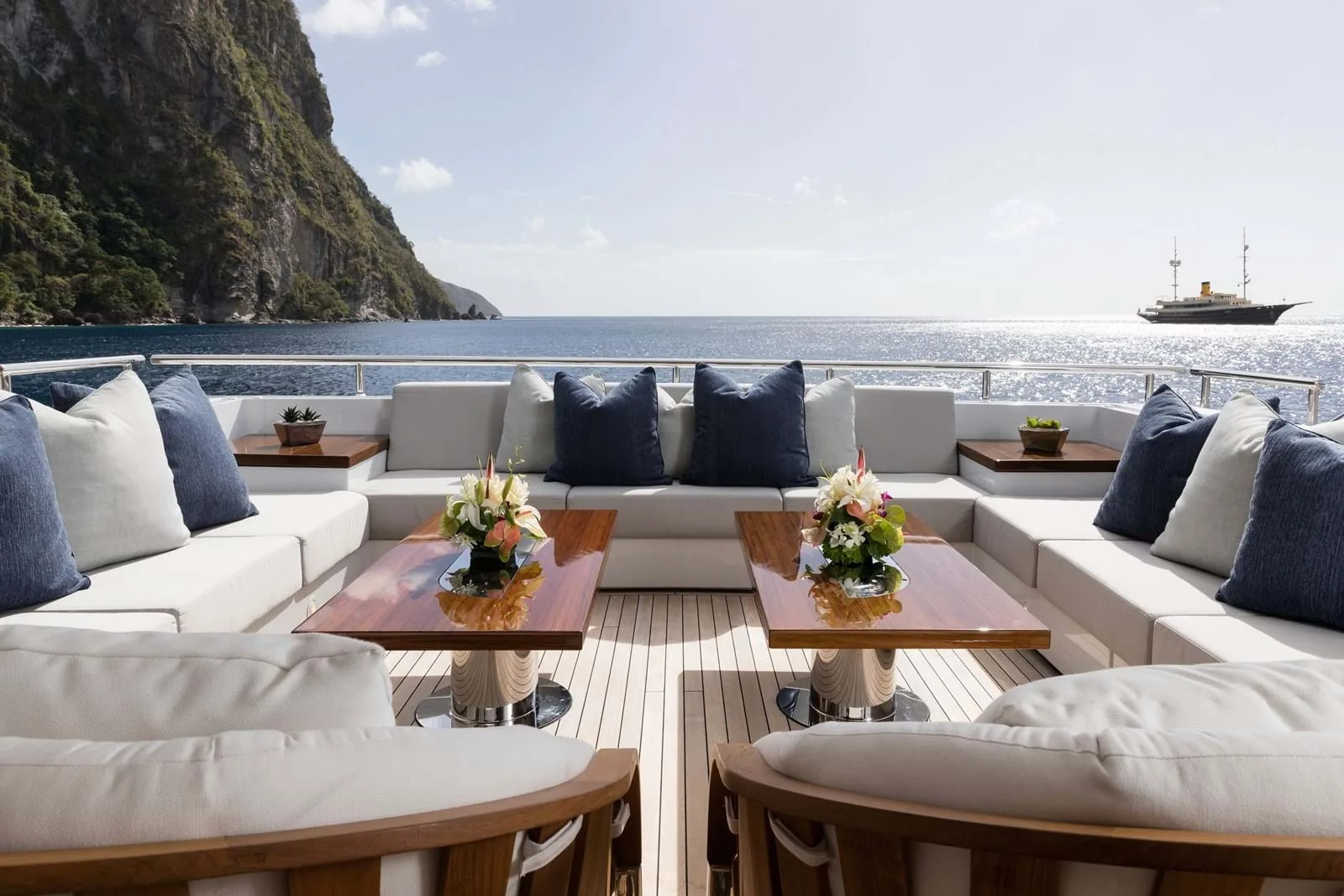 LAURENTIA - photo 17 location yacht Monaco