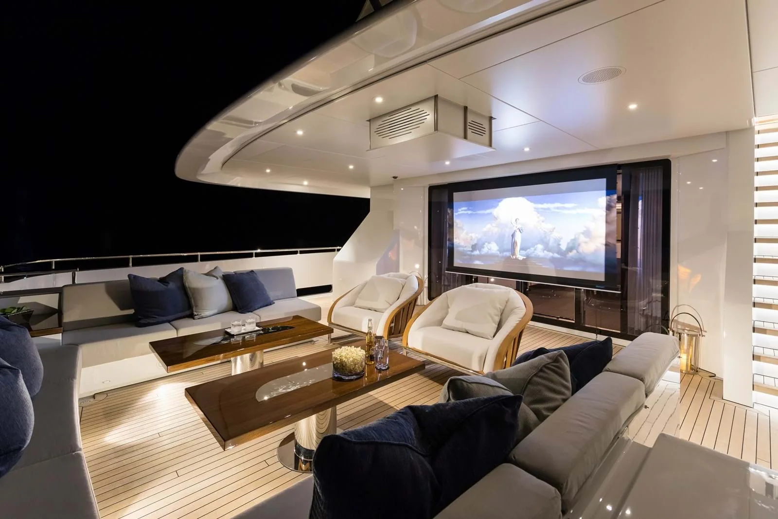 LAURENTIA - photo 18 location yacht Monaco