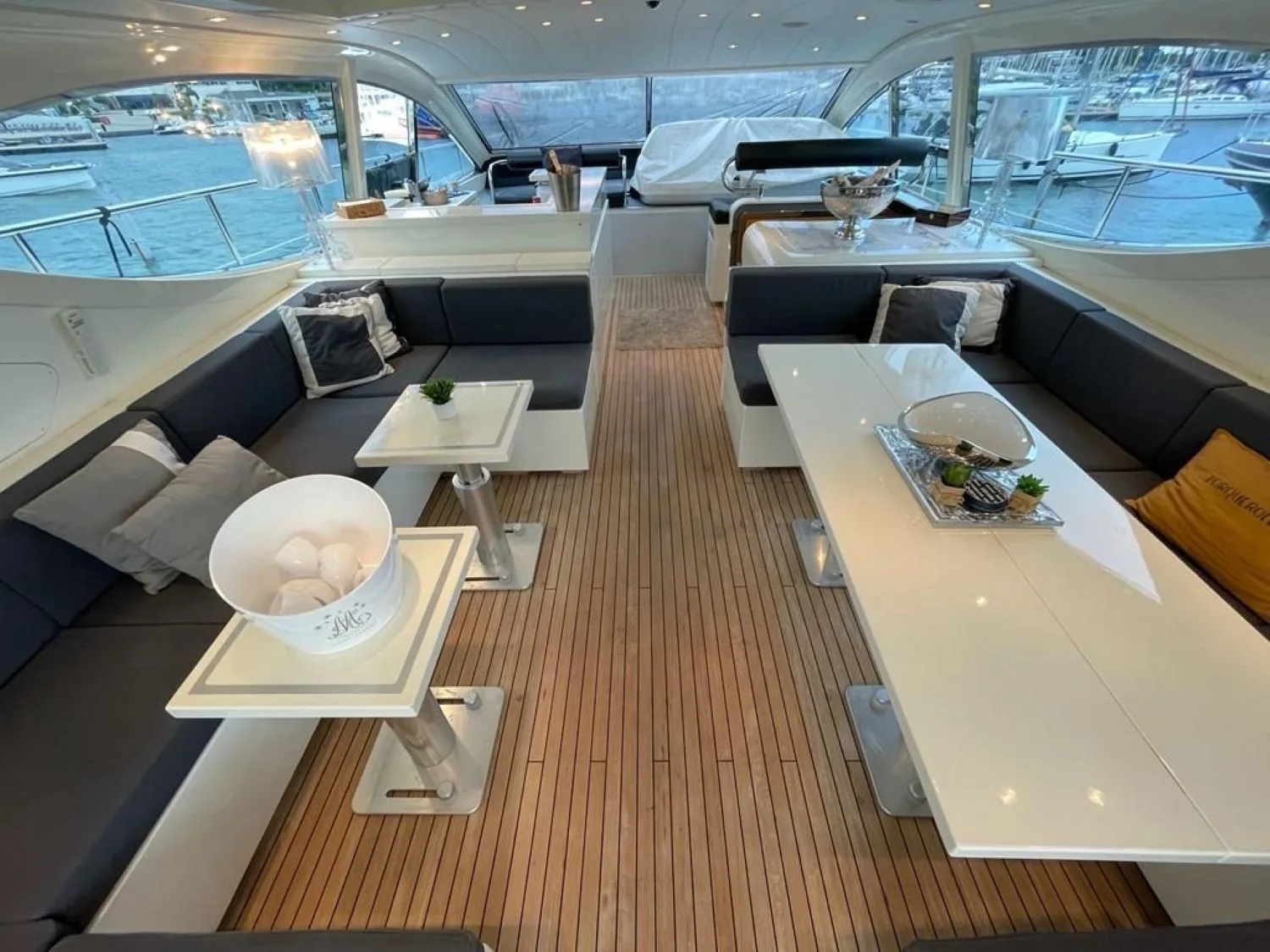 LEOPARD 24 - photo 13 location yacht Monaco