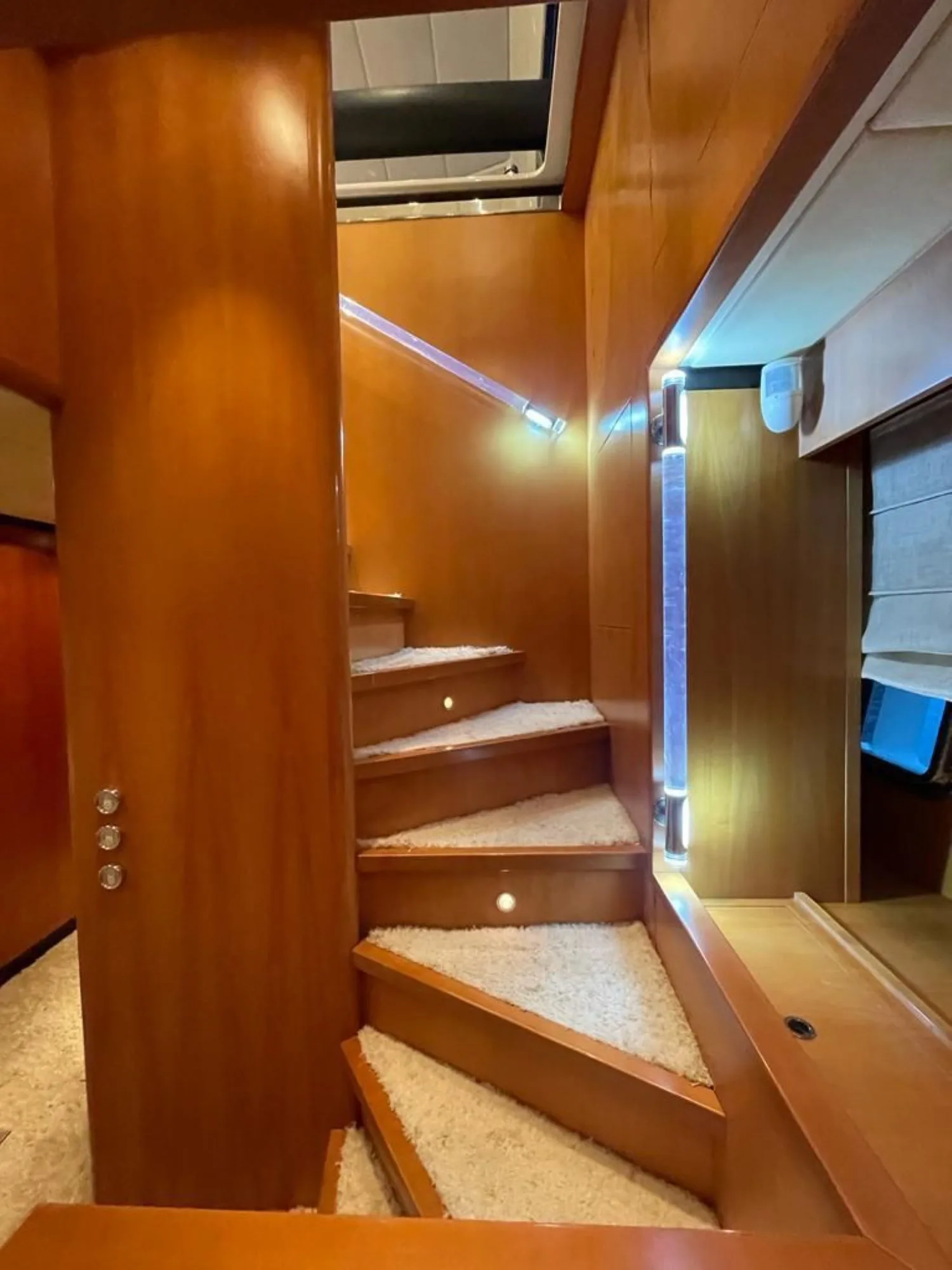 LEOPARD 24 - photo 14 location yacht Monaco