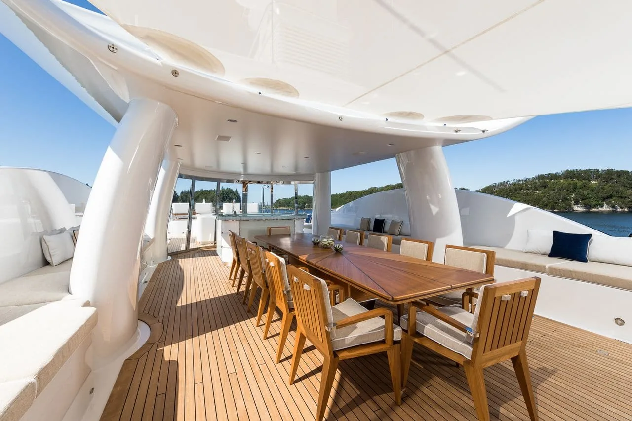 LILI - photo 8 location yacht Monaco