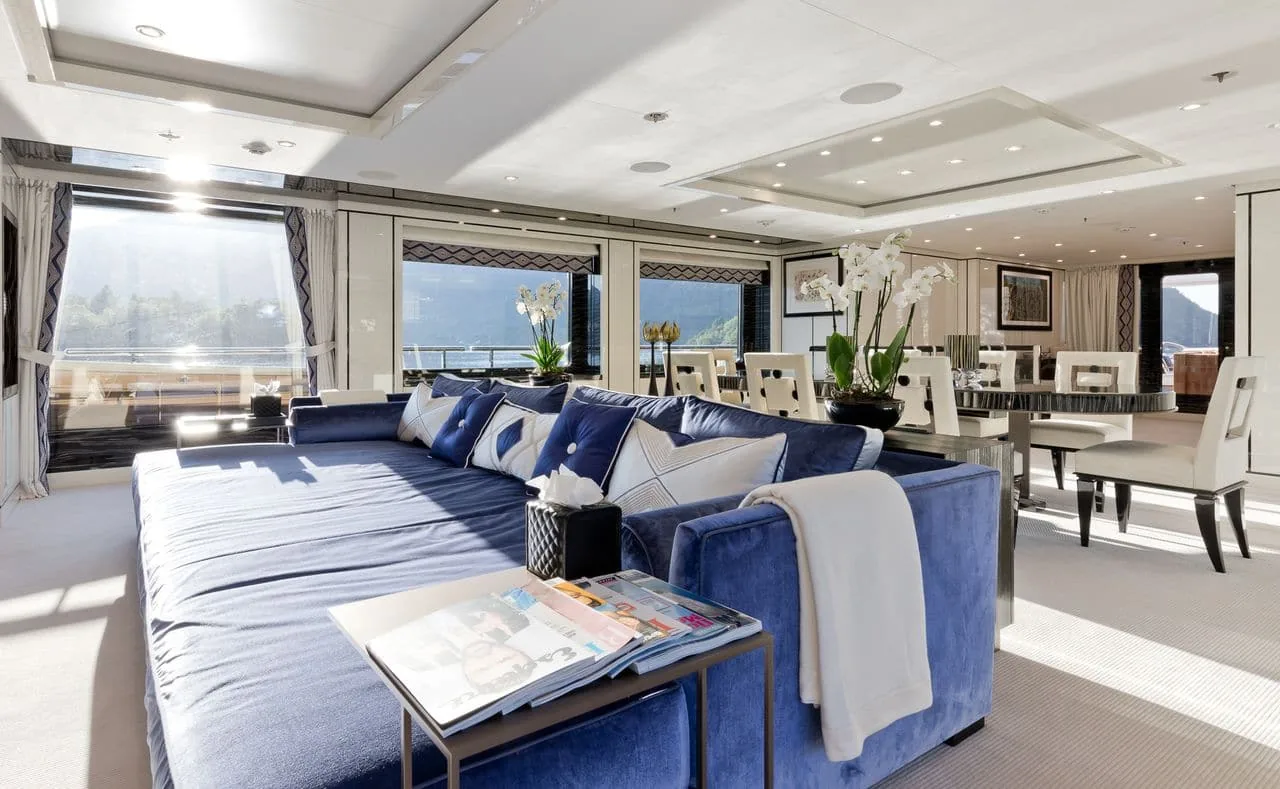 LILI - photo 14 location yacht Monaco