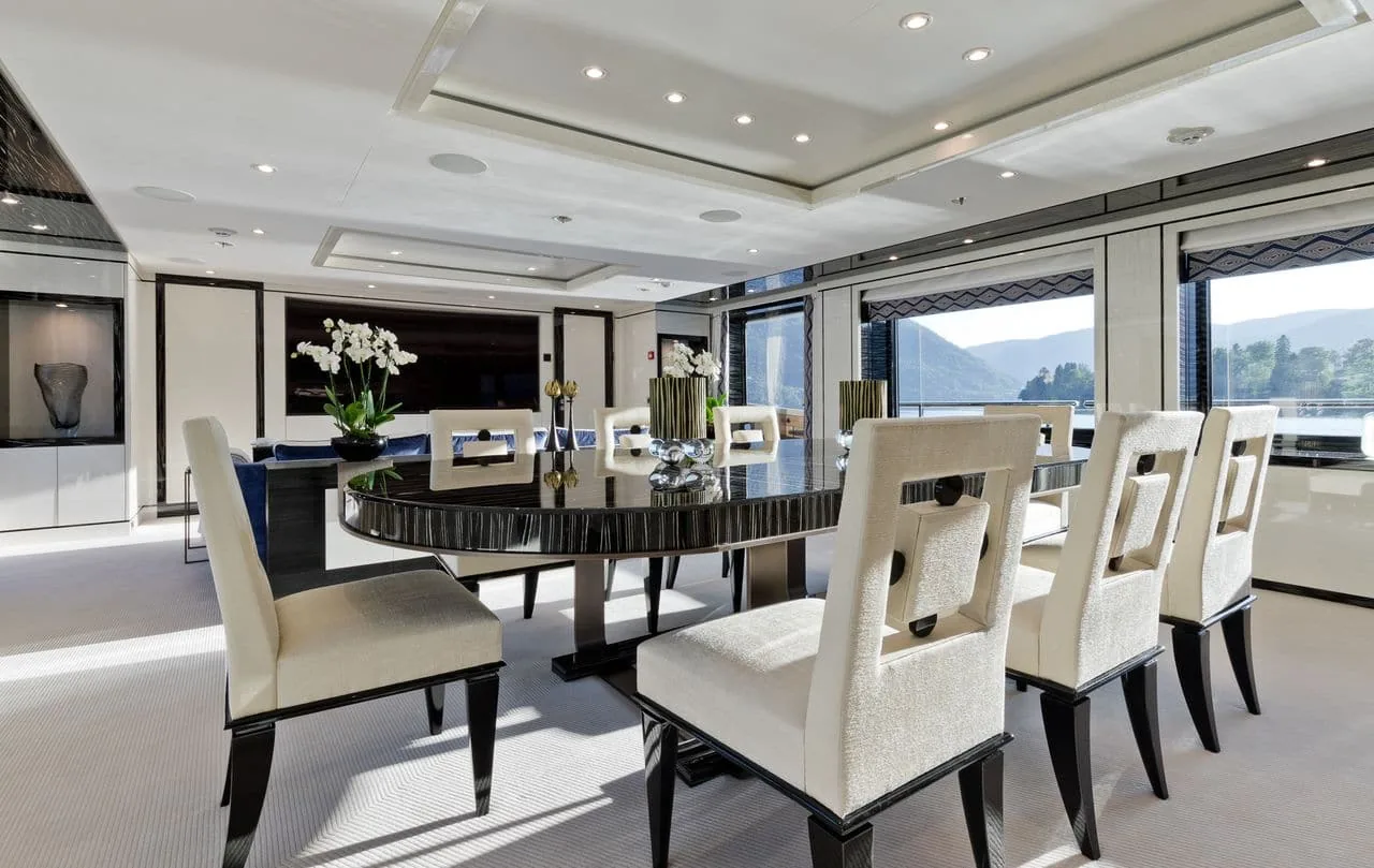LILI - photo 15 location yacht Monaco
