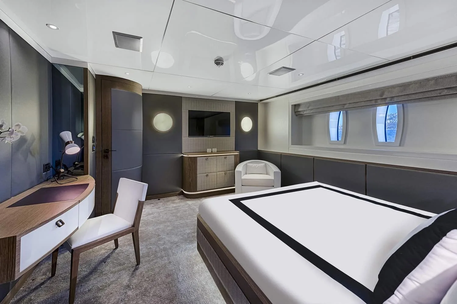 LIQUID SKY - photo 17 location yacht Monaco