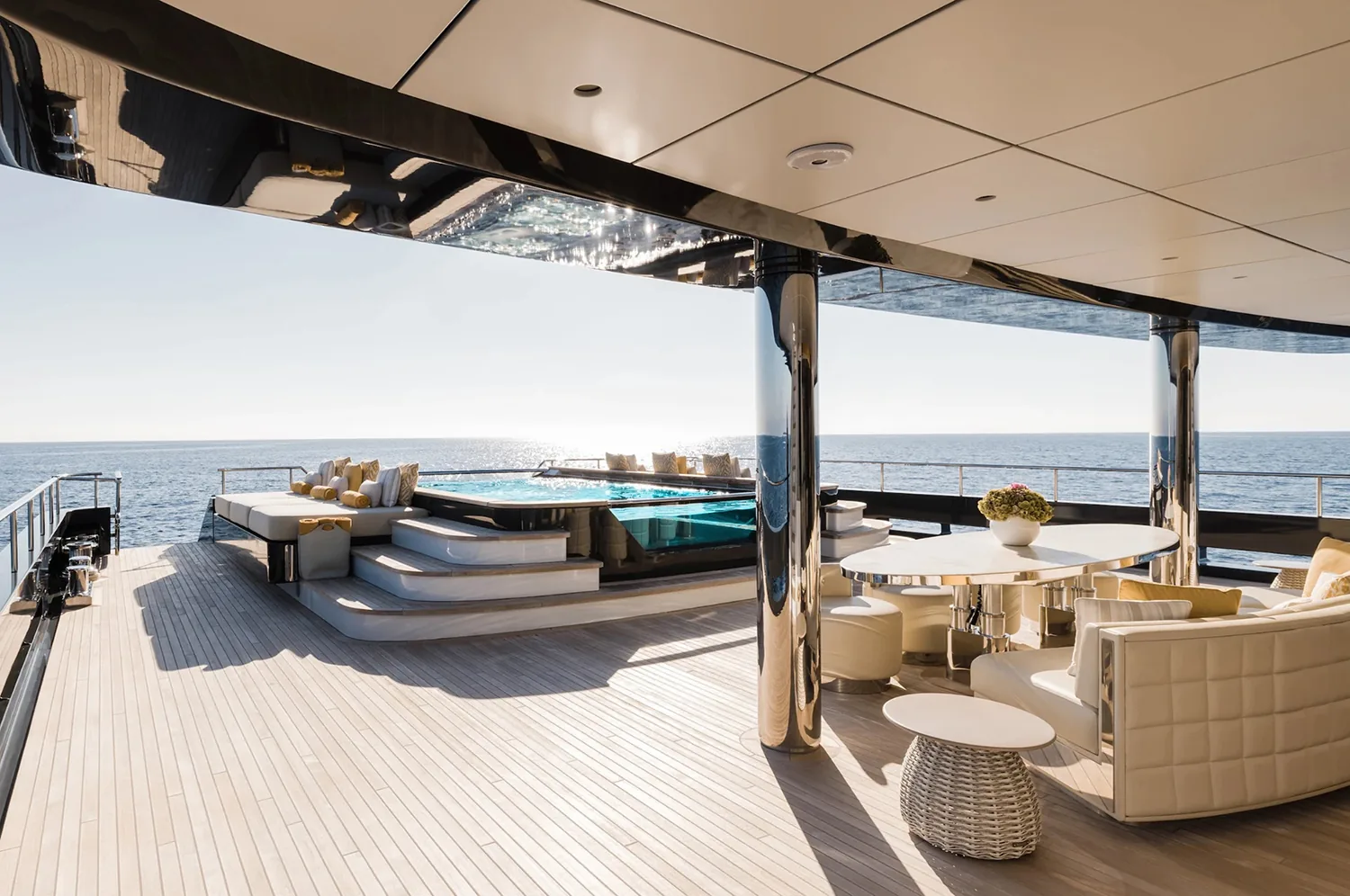LOON - photo 21 location yacht Monaco