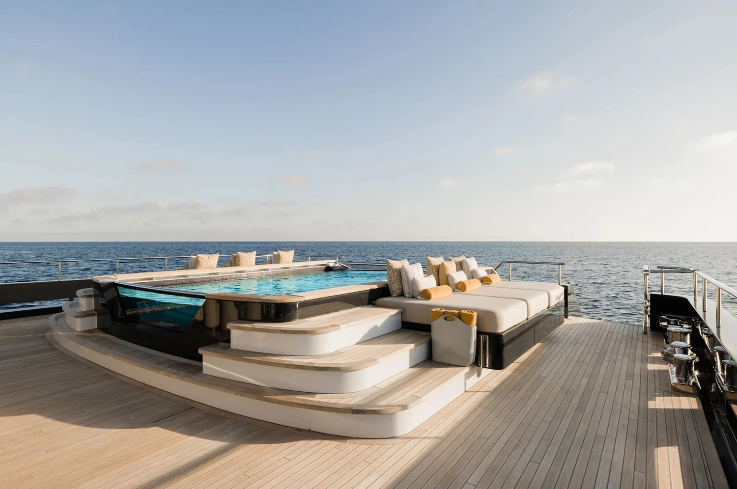 LOON - photo 25 location yacht Monaco
