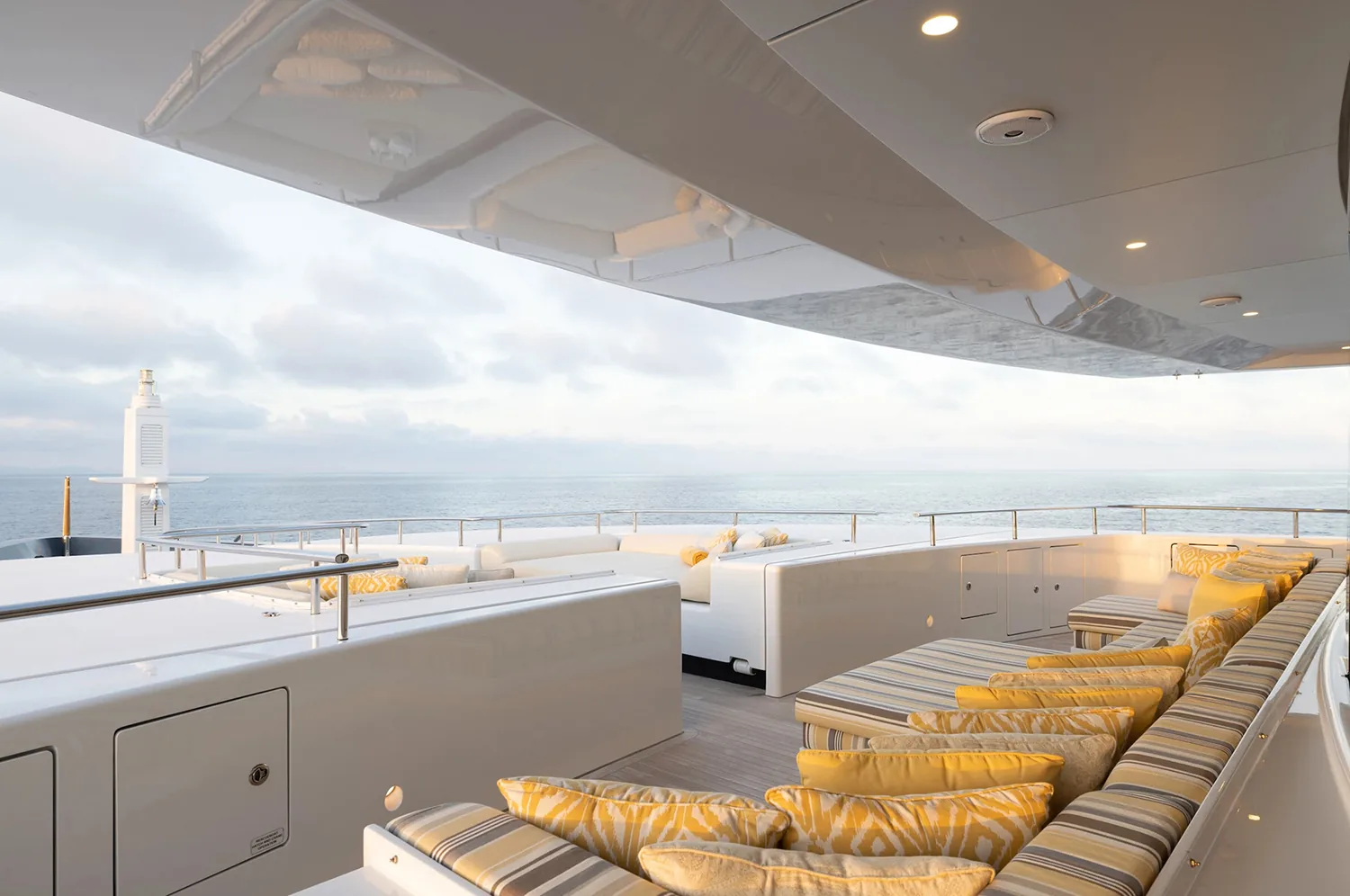 LOON - photo 41 location yacht Monaco