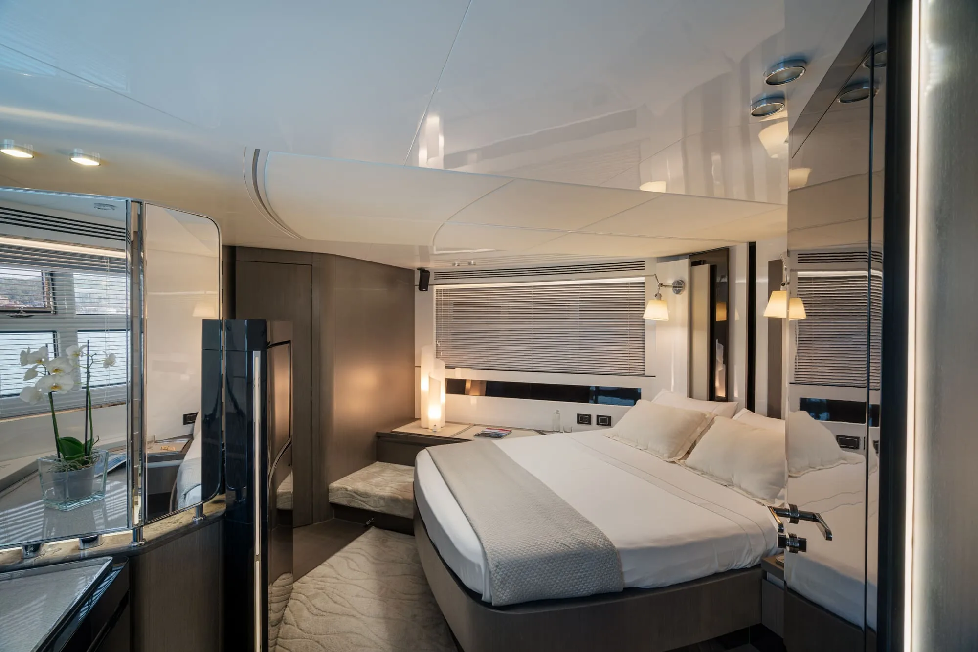 MANARA I - photo 16 location yacht Monaco