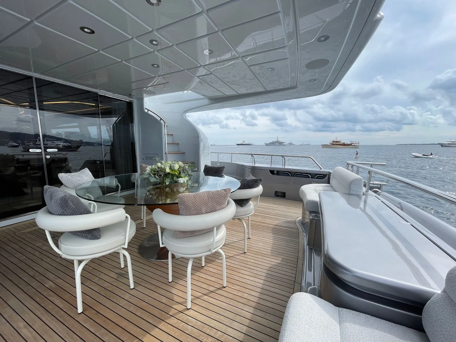MAXI BEER - photo 3 location yacht Monaco